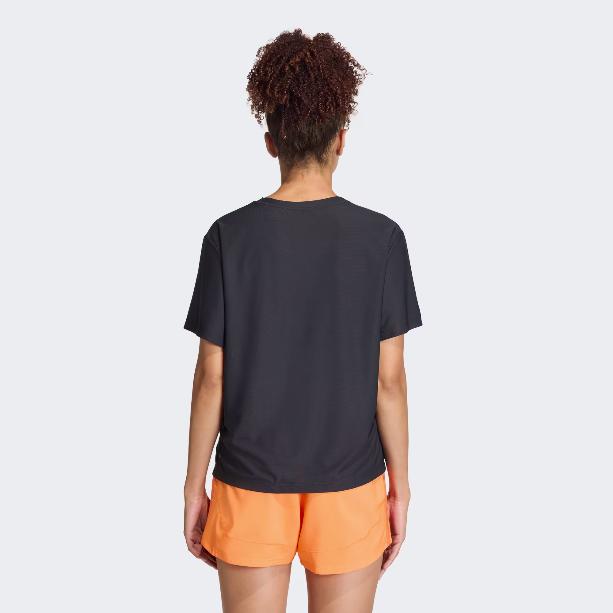 Adidas ქალის მაისური