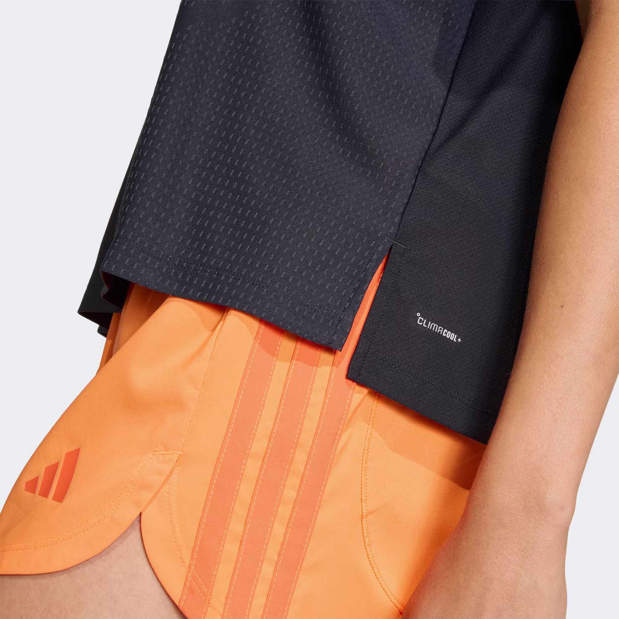 Adidas ქალის მაისური