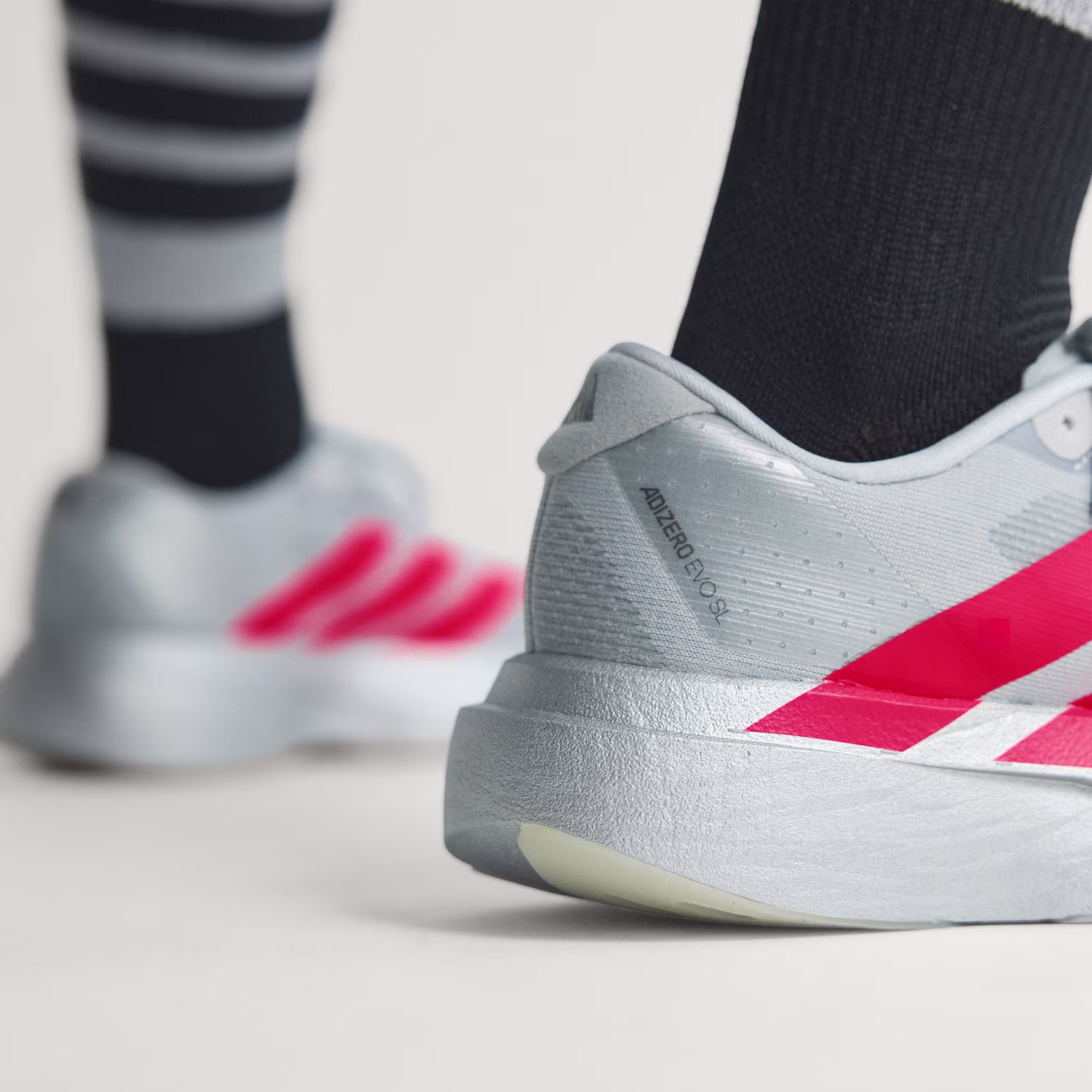 Adidas ქალის სპორტული ფეხსაცმელი