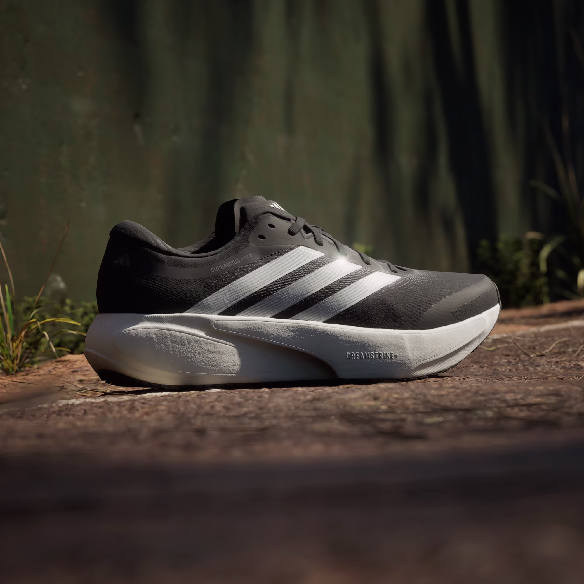 Adidas მამაკაცის სპორტული ფეხსაცმელი