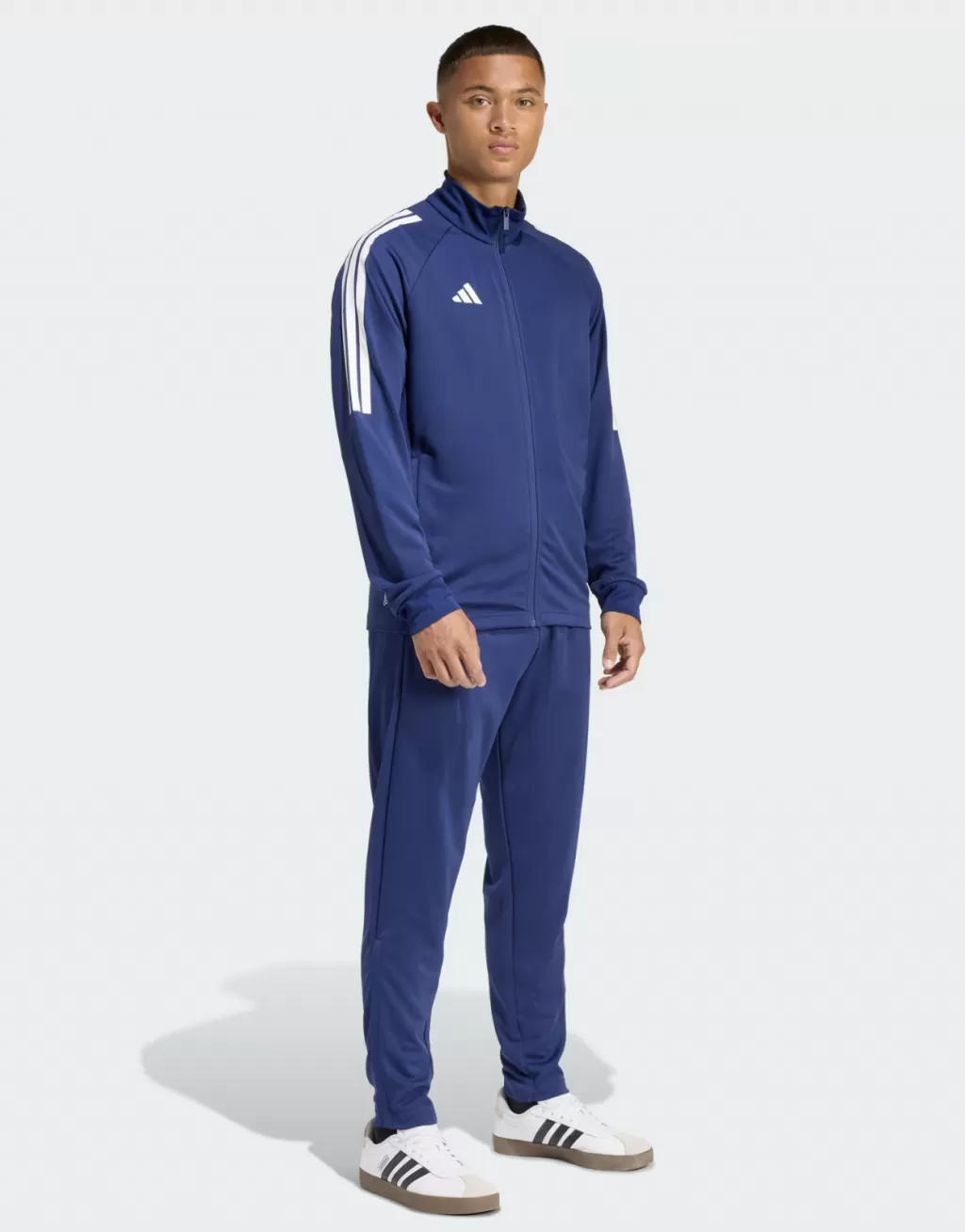 Adidas მამაკაცის სპორტული კომპლექტი