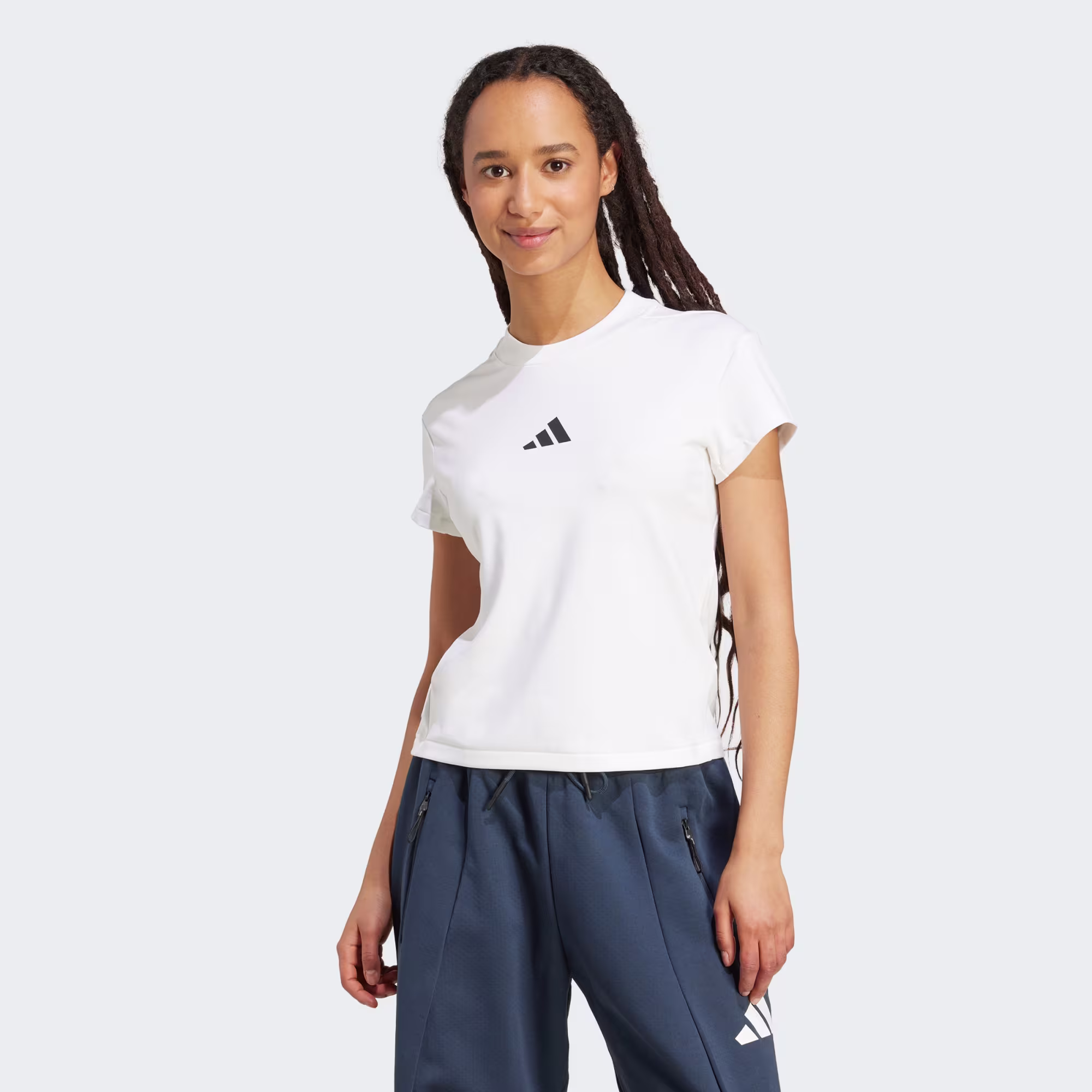 Adidas ქალის მაისური