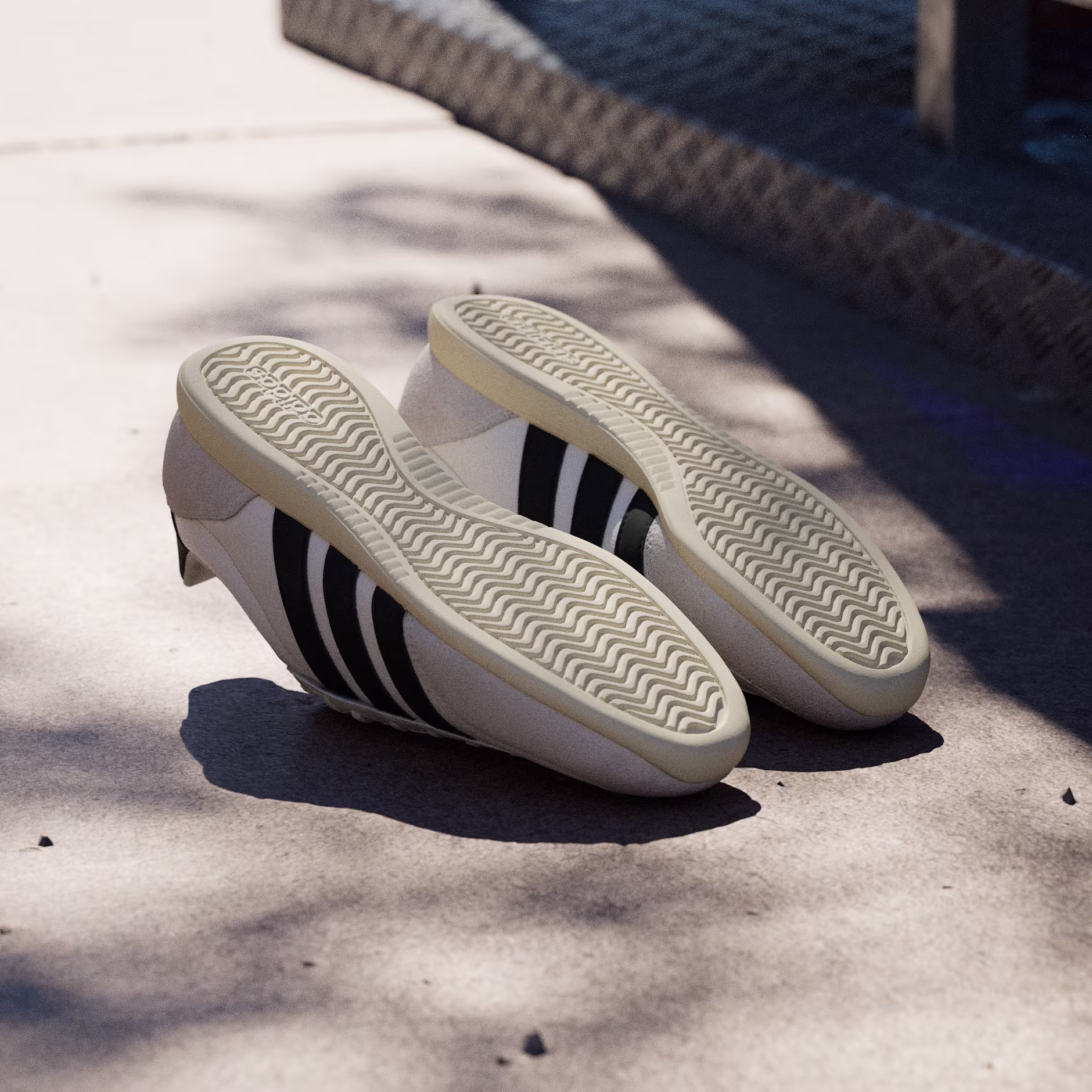 Adidas მამაკაცის სპორტული ფეხსაცმელი