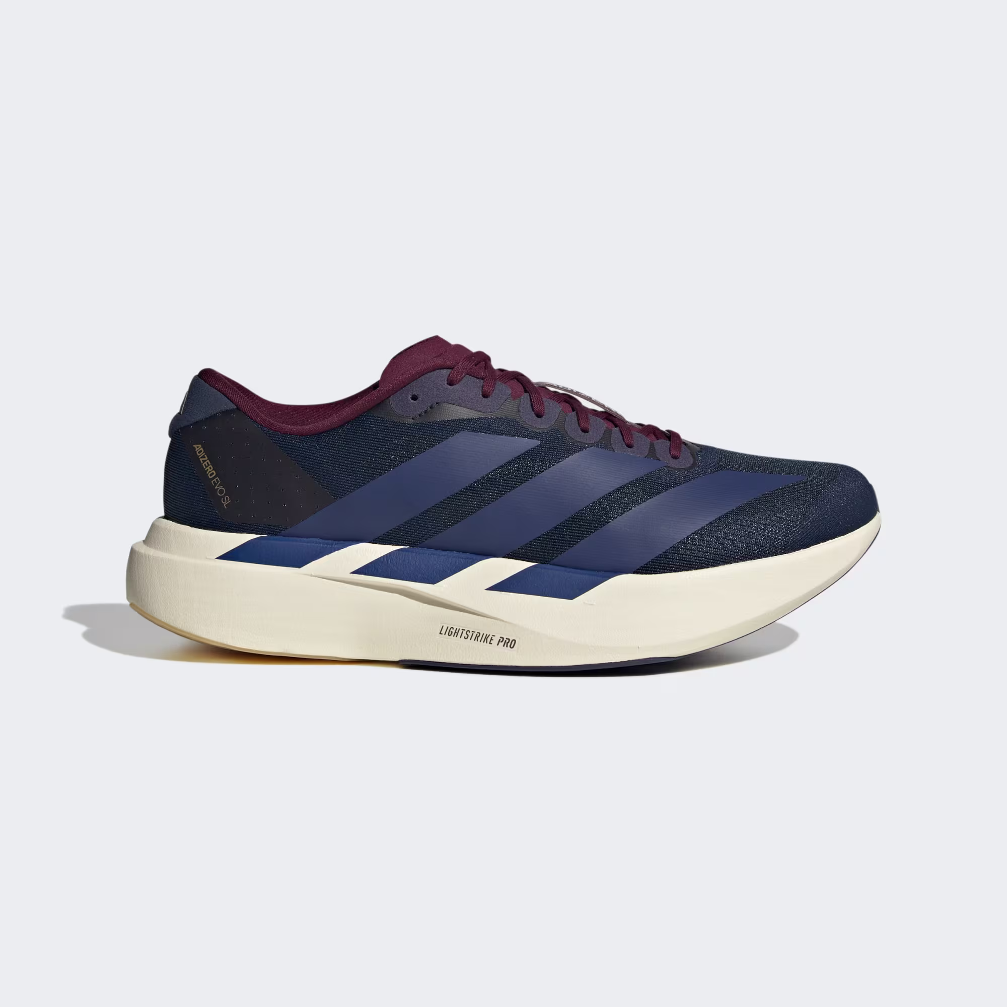 Adidas მამაკაცის სპორტული ფეხსაცმელი