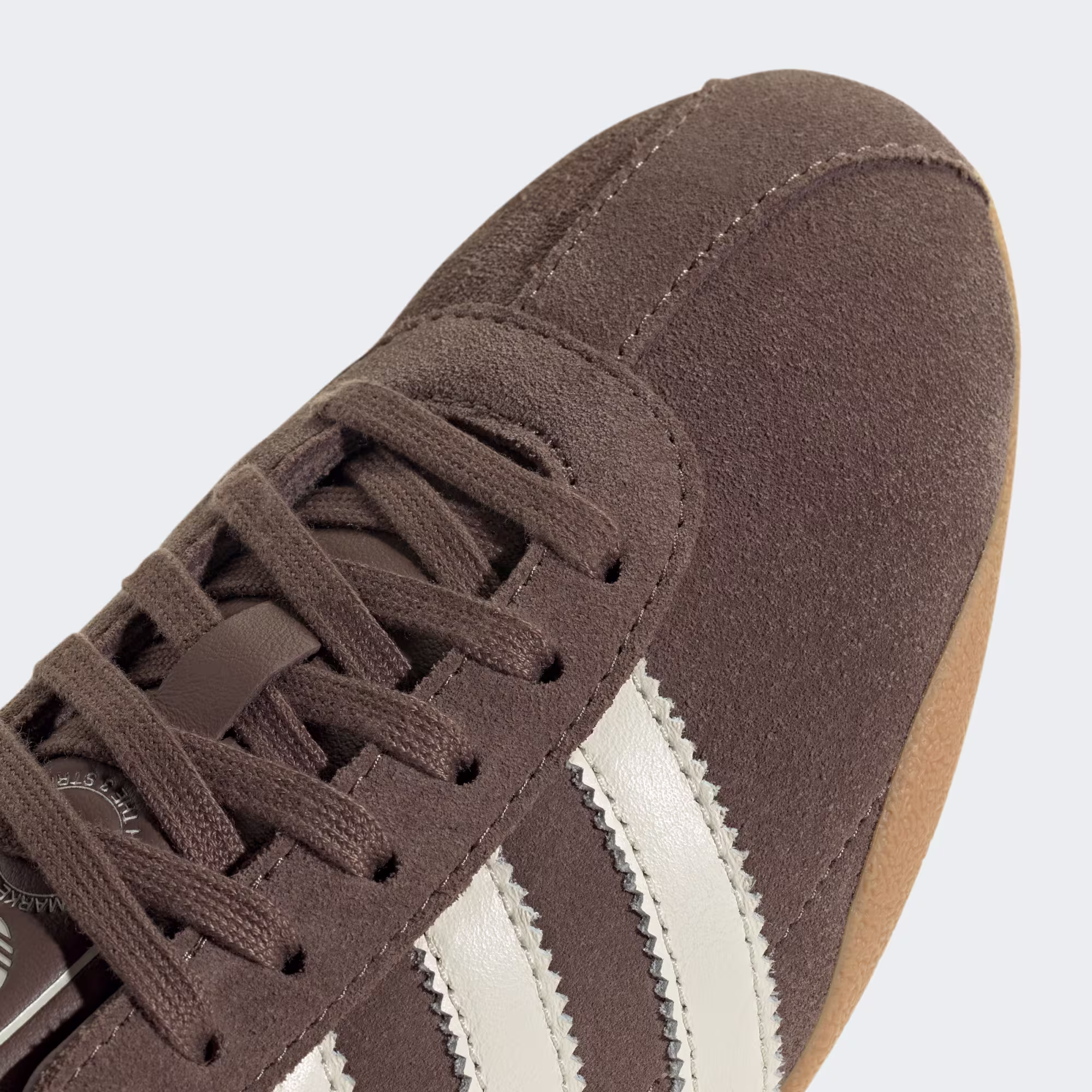 Adidas ქალის სპორტული ფეხსაცმელი