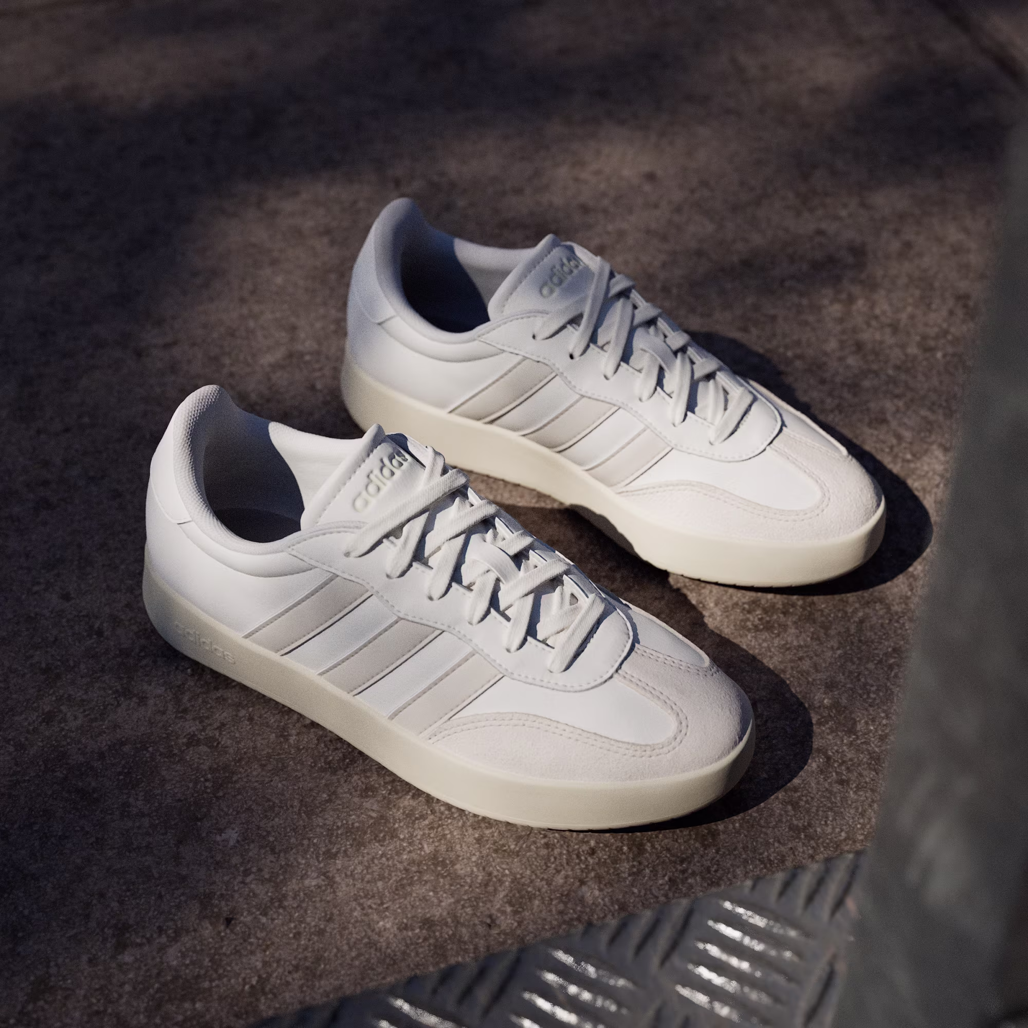 Adidas ქალის სპორტული ფეხსაცმელი