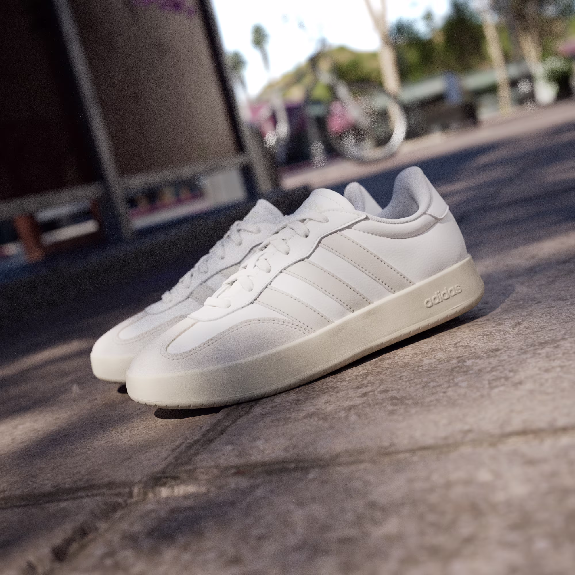 Adidas ქალის სპორტული ფეხსაცმელი