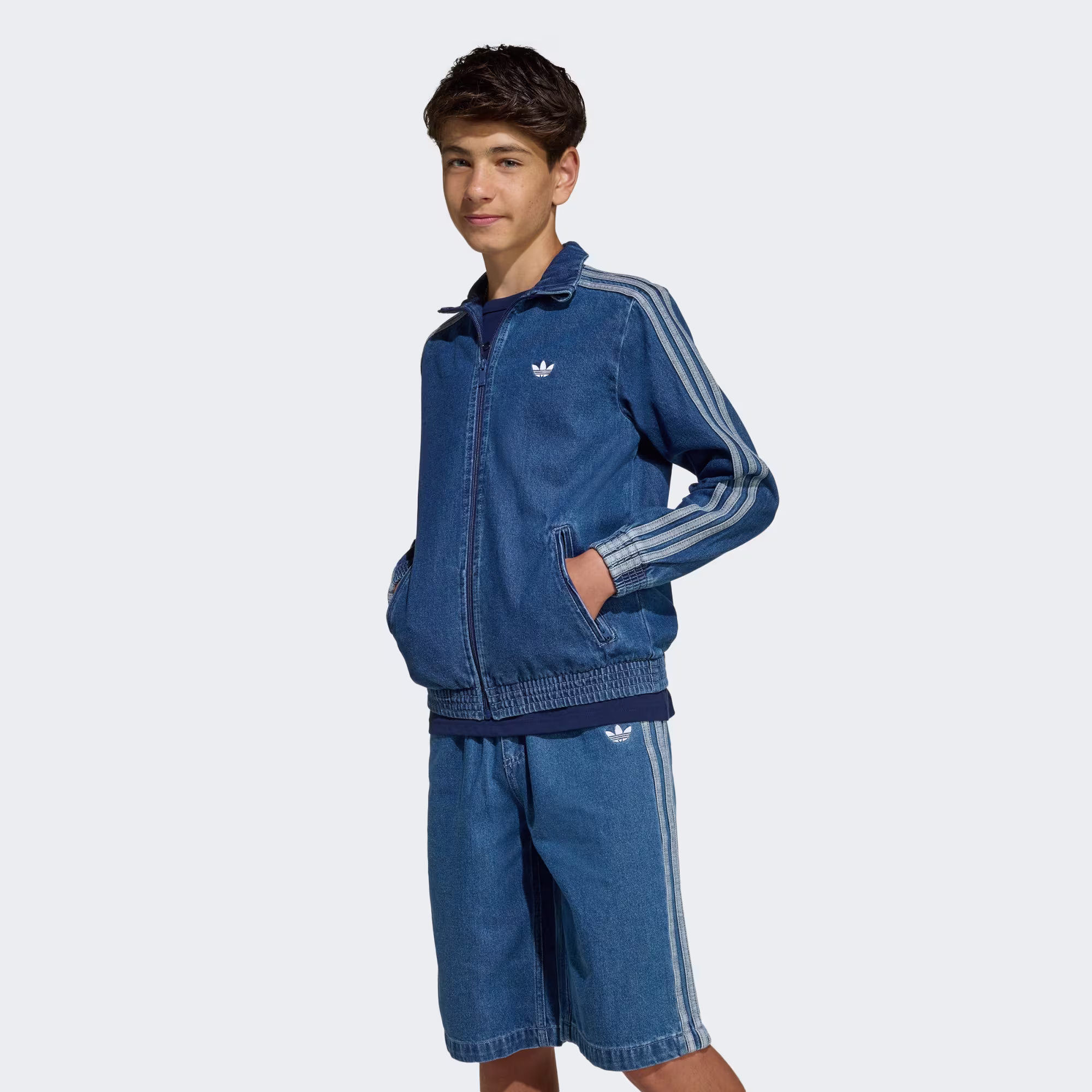 Adidas ბავშვის ქურთუკი