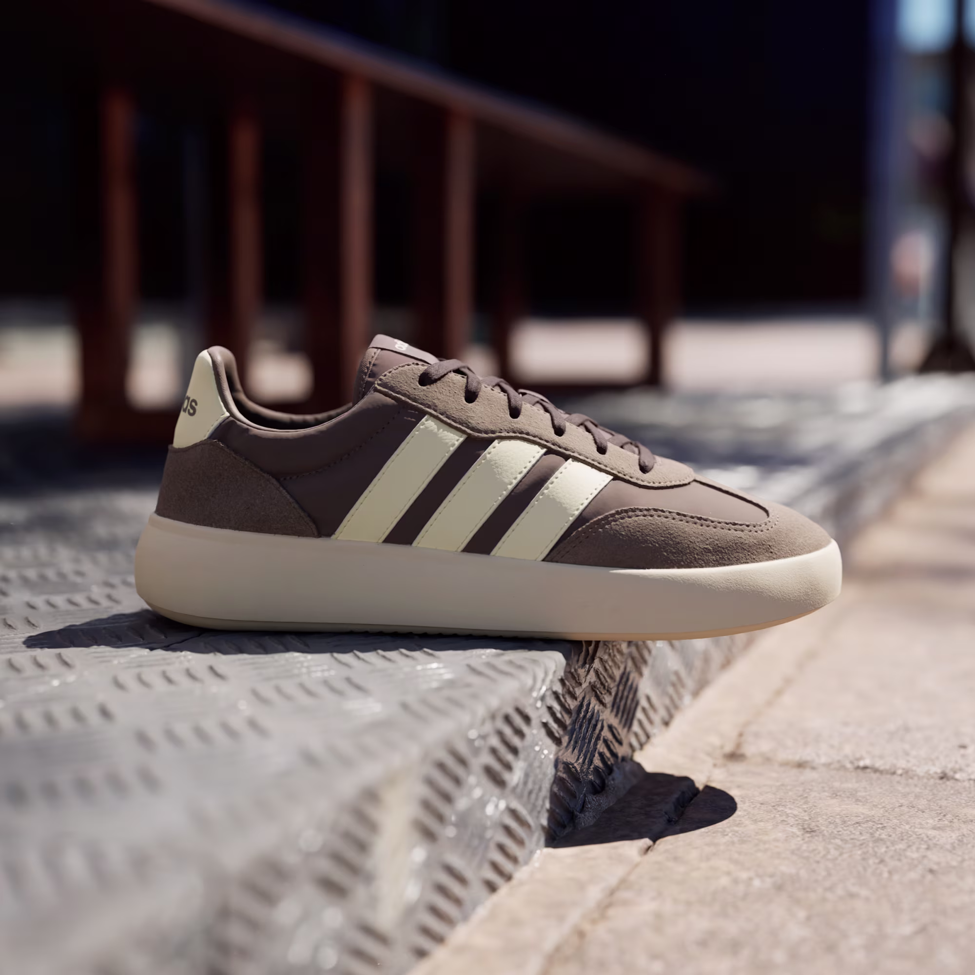 Adidas მამაკაცის სპორტული ფეხსაცმელი