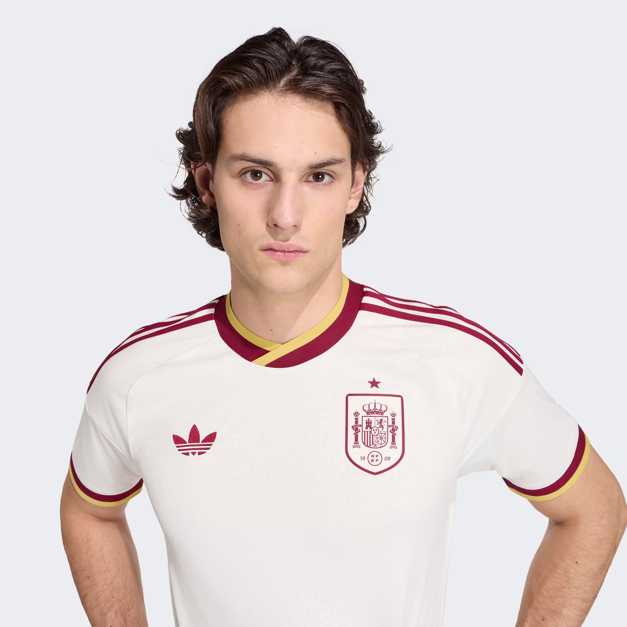Adidas მამაკაცის მაისური