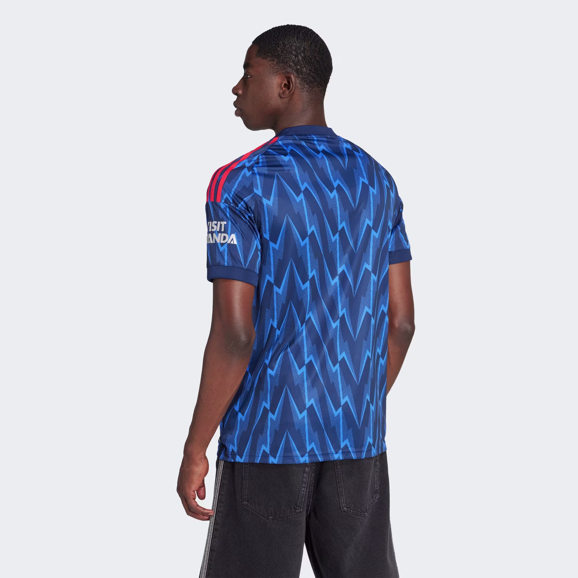 Adidas მამაკაცის მაისური