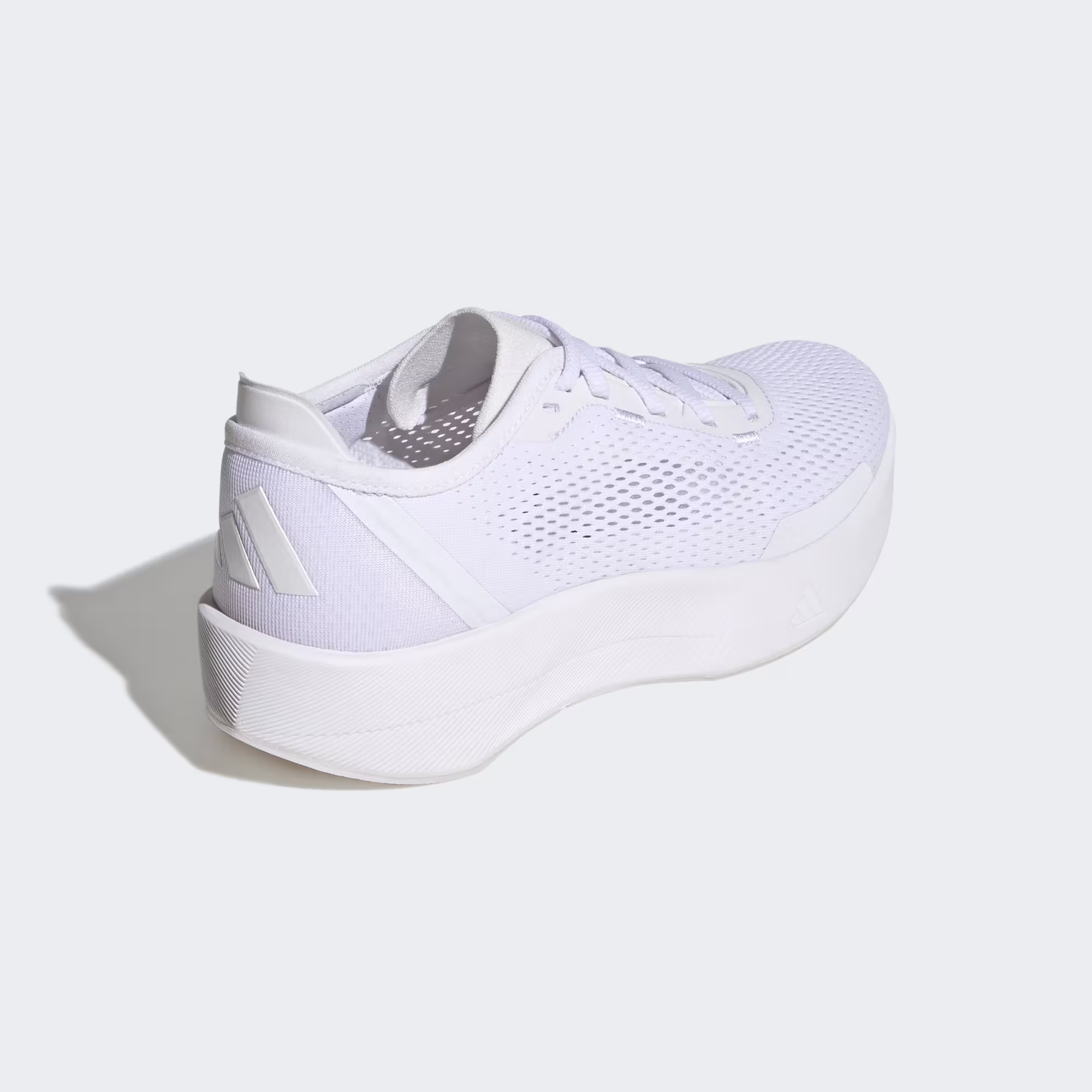 Adidas ქალის სპორტული ფეხსაცმელი