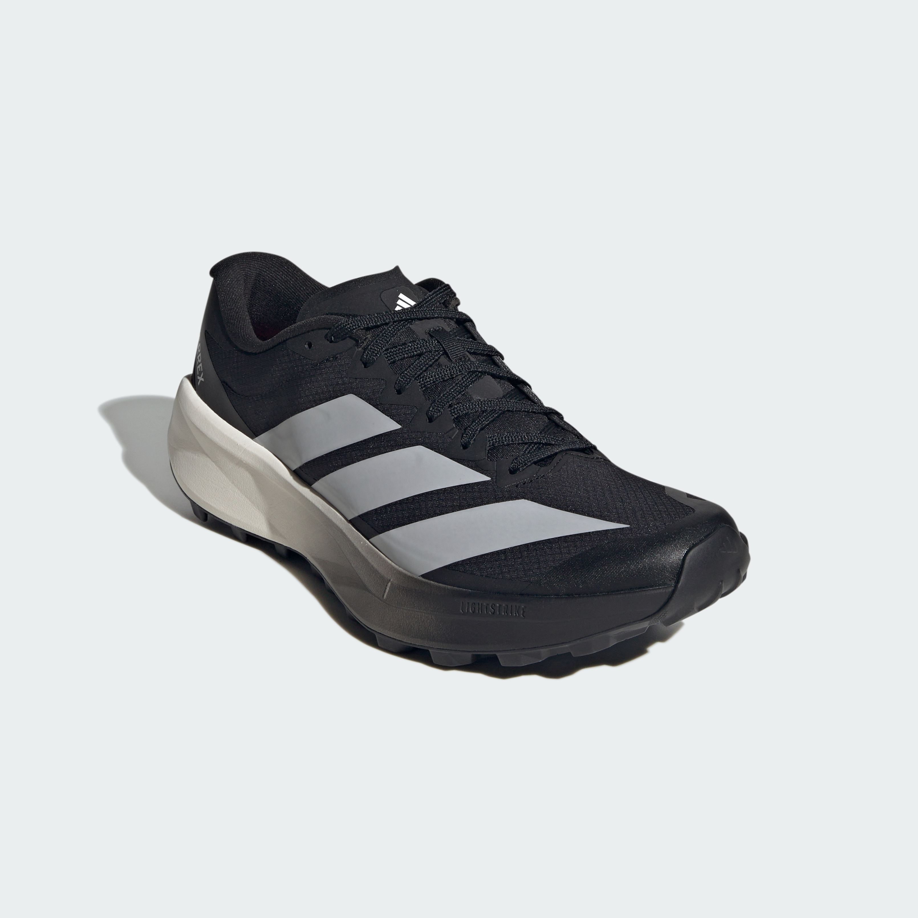 Adidas მამაკაცის სპორტული ფეხსაცმელი