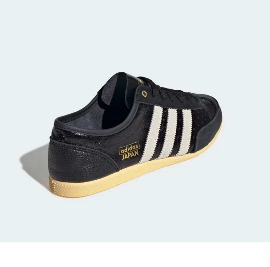 Adidas ქალის სპორტული ფეხსაცმელი