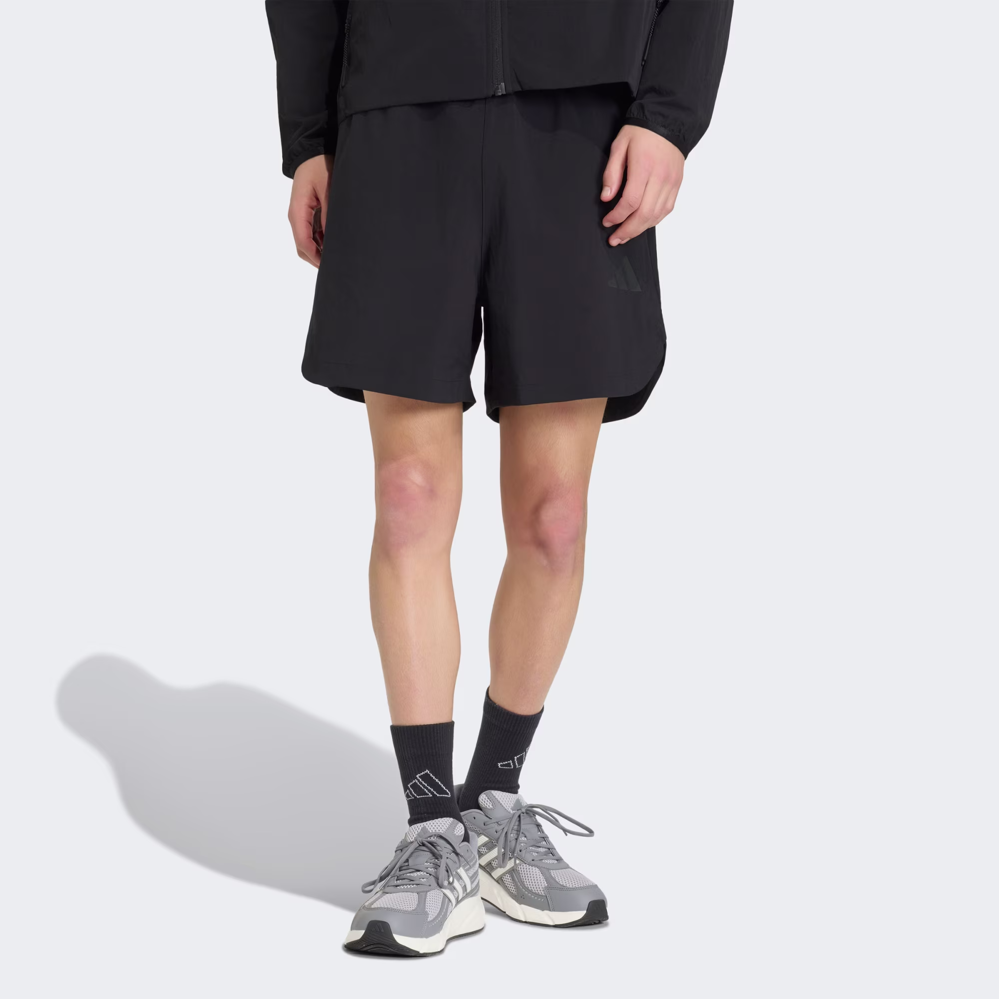 Adidas მამაკაცის შორტი
