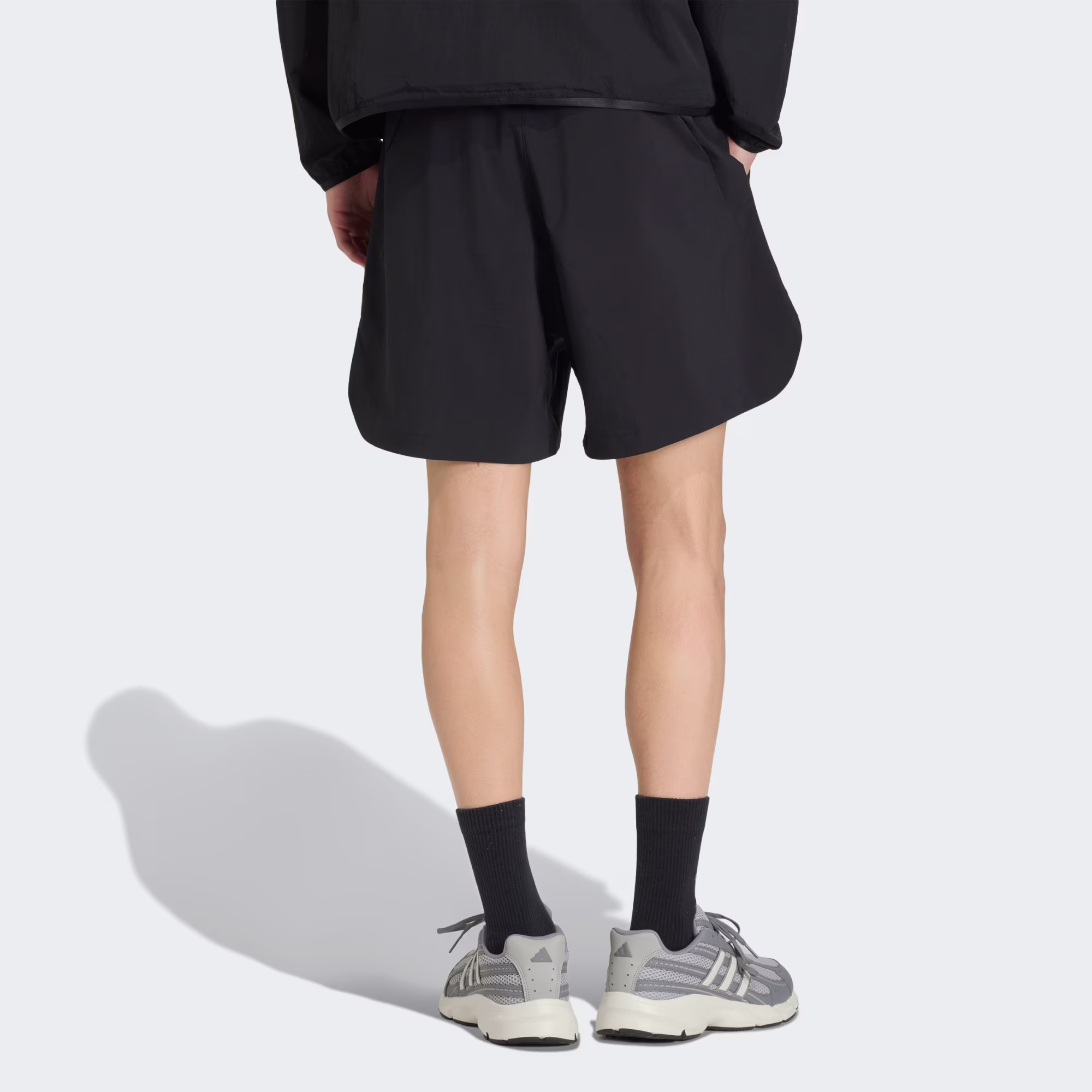 Adidas მამაკაცის შორტი