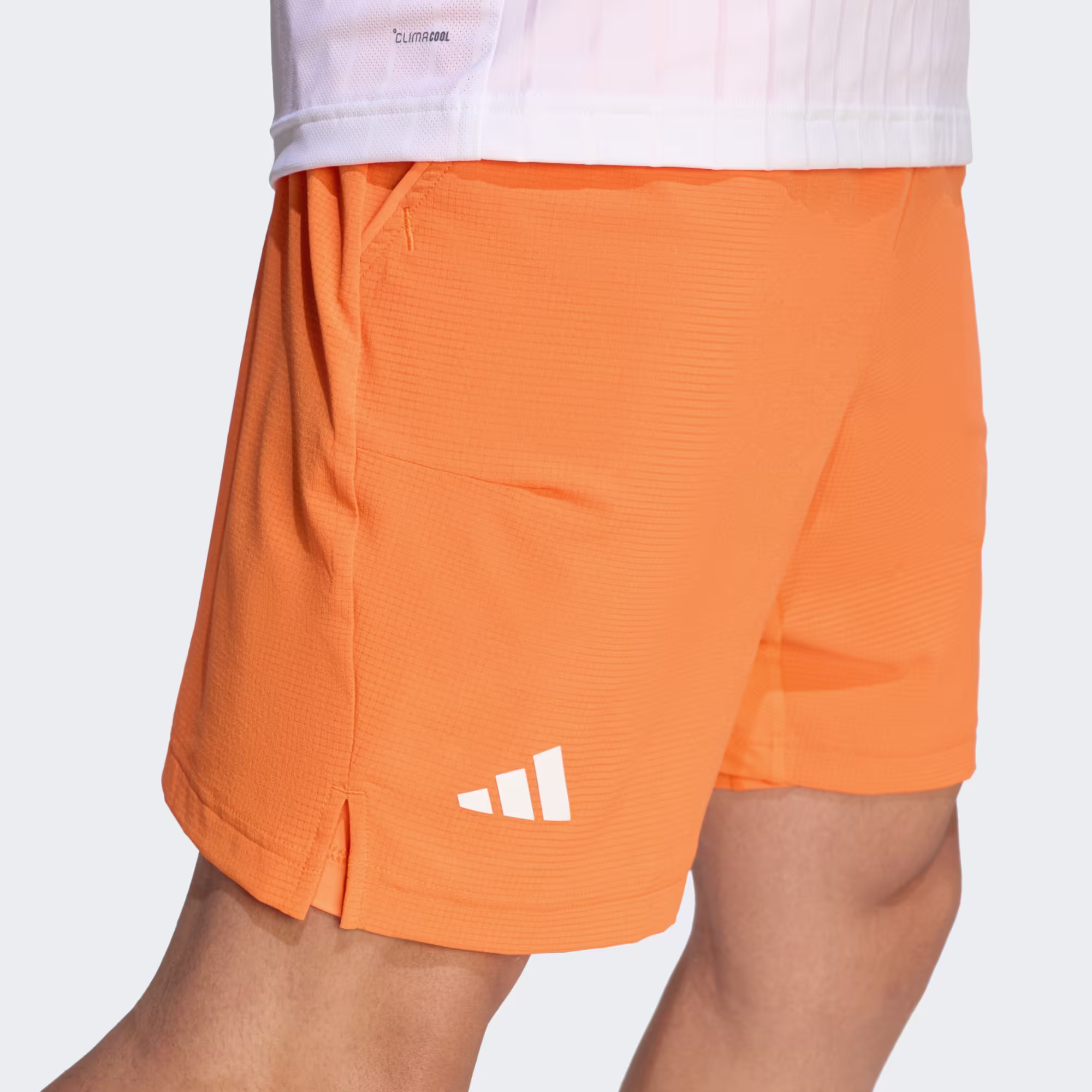 Adidas მამაკაცის შორტი