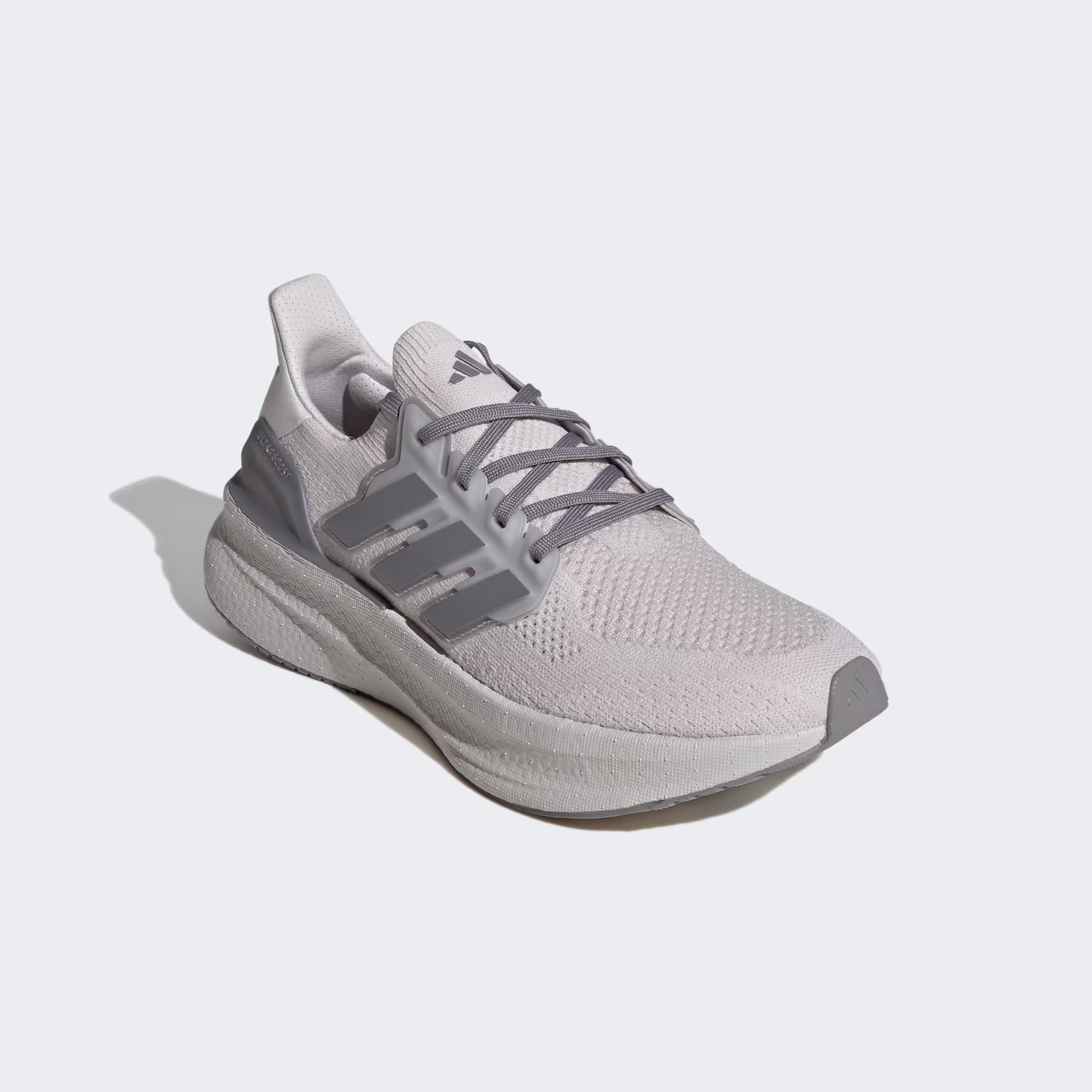 Adidas მამაკაცის სპორტული ფეხსაცმელი