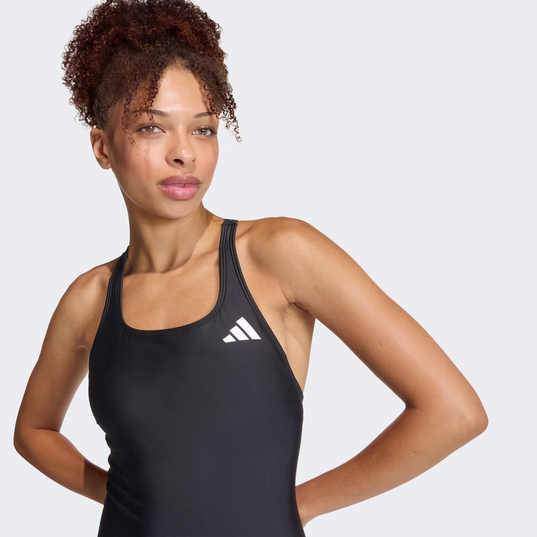 Adidas ქალის საცურაო კოსტიუმი