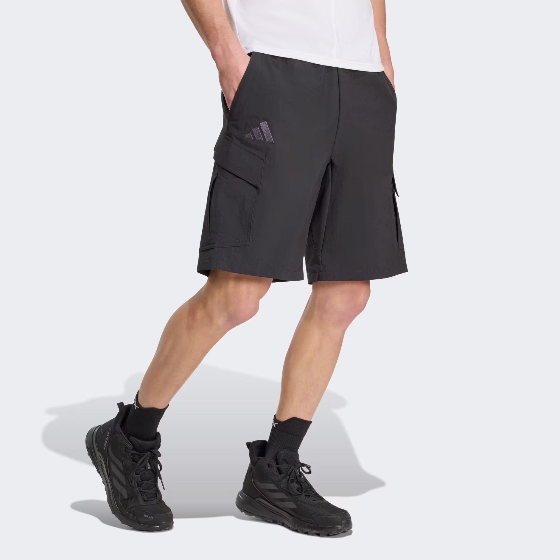 Adidas მამაკაცის შორტი
