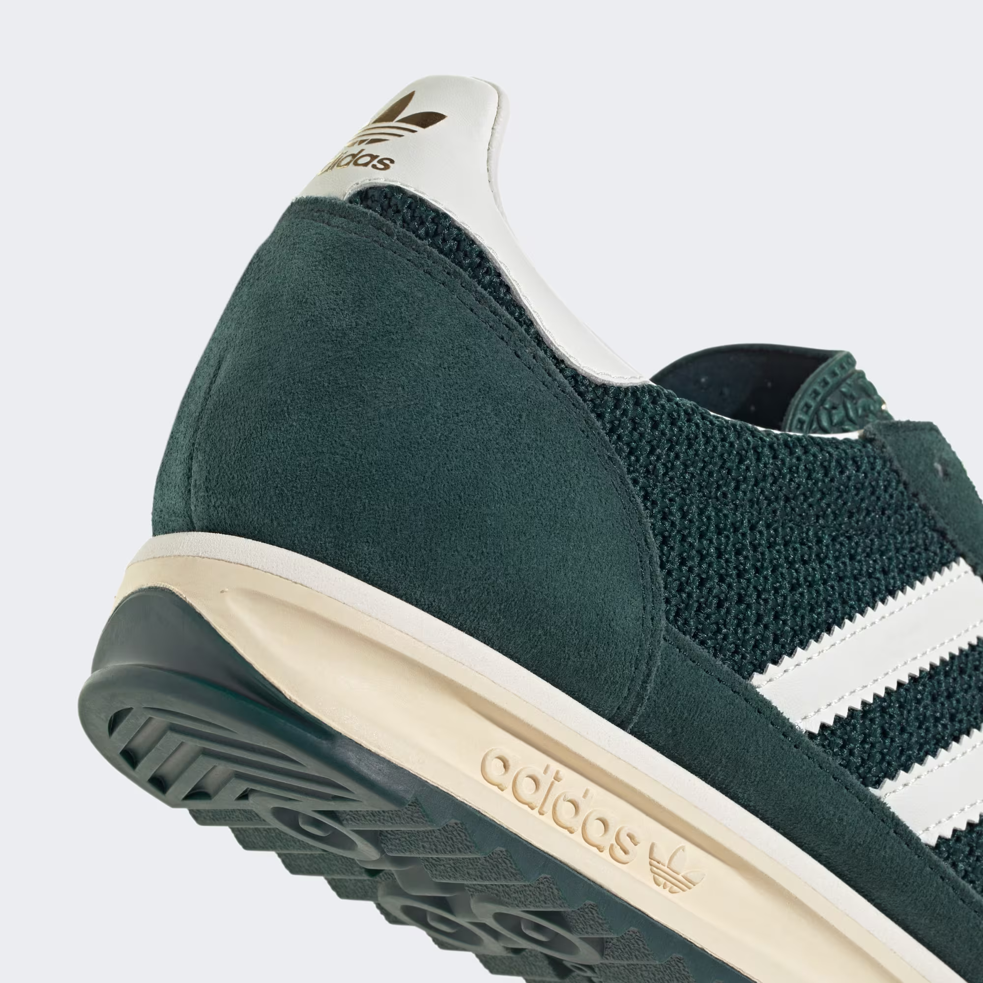 Adidas მამაკაცის სპორტული ფეხსაცმელი