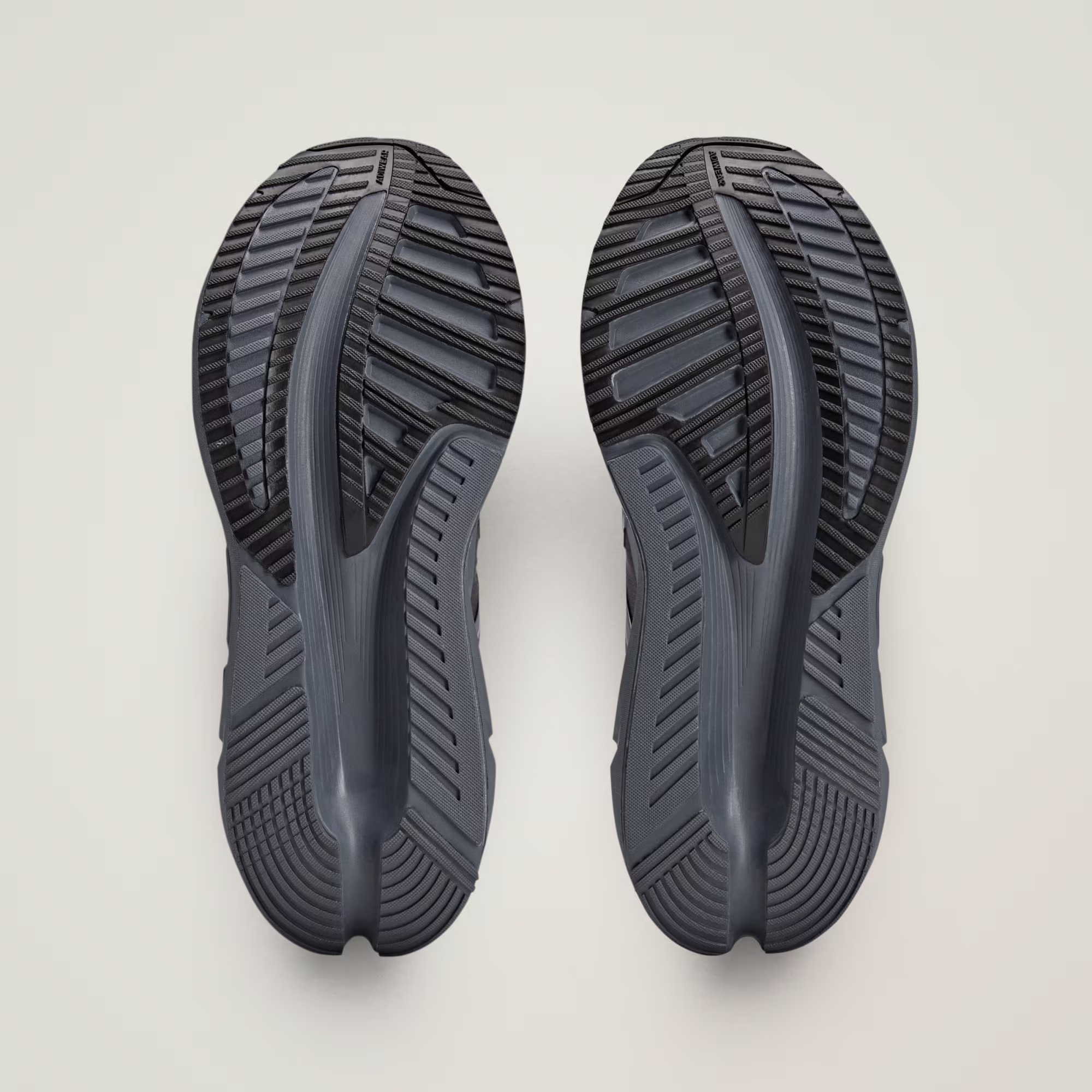 Adidas ქალის სპორტული ფეხსაცმელი