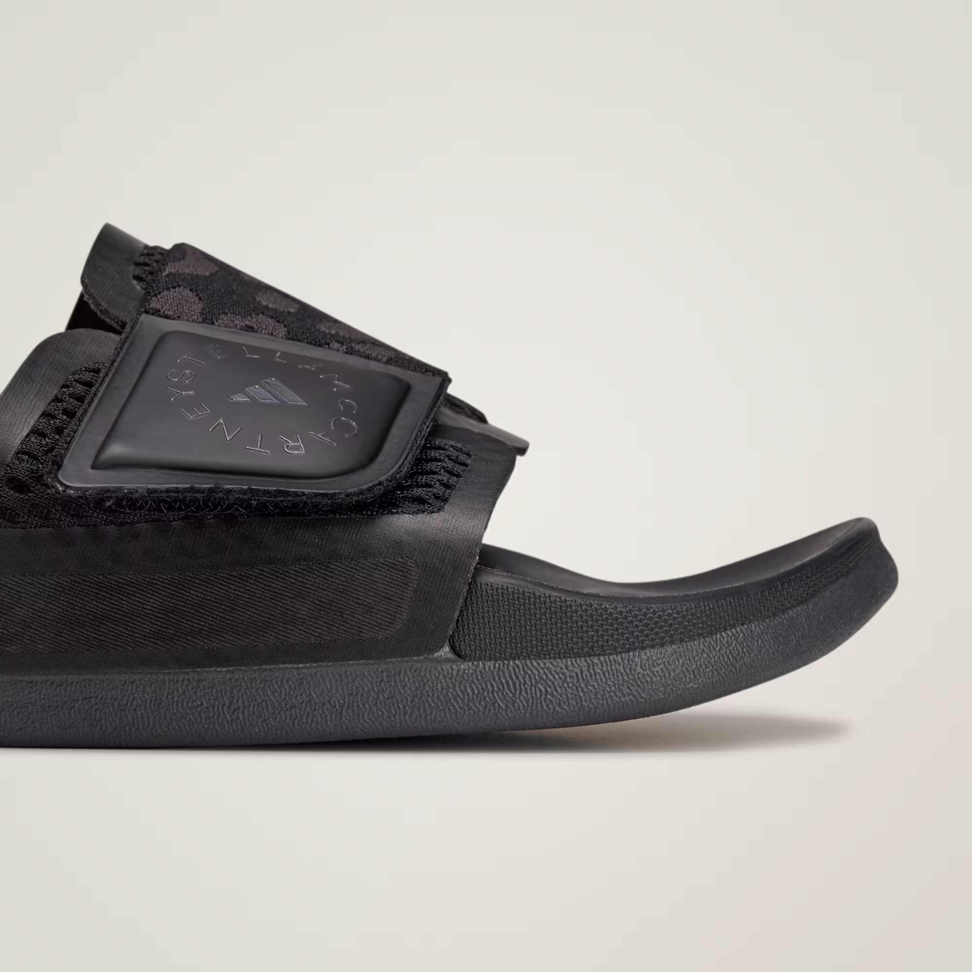 Adidas სანდალი/ჩუსტი