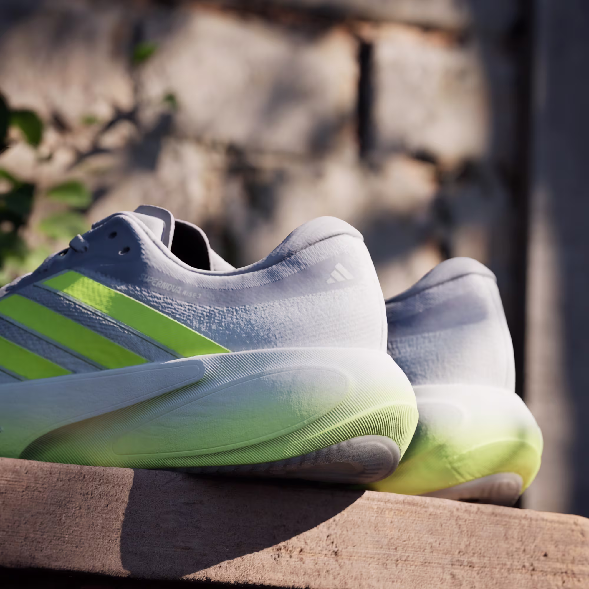 Adidas მამაკაცის სპორტული ფეხსაცმელი