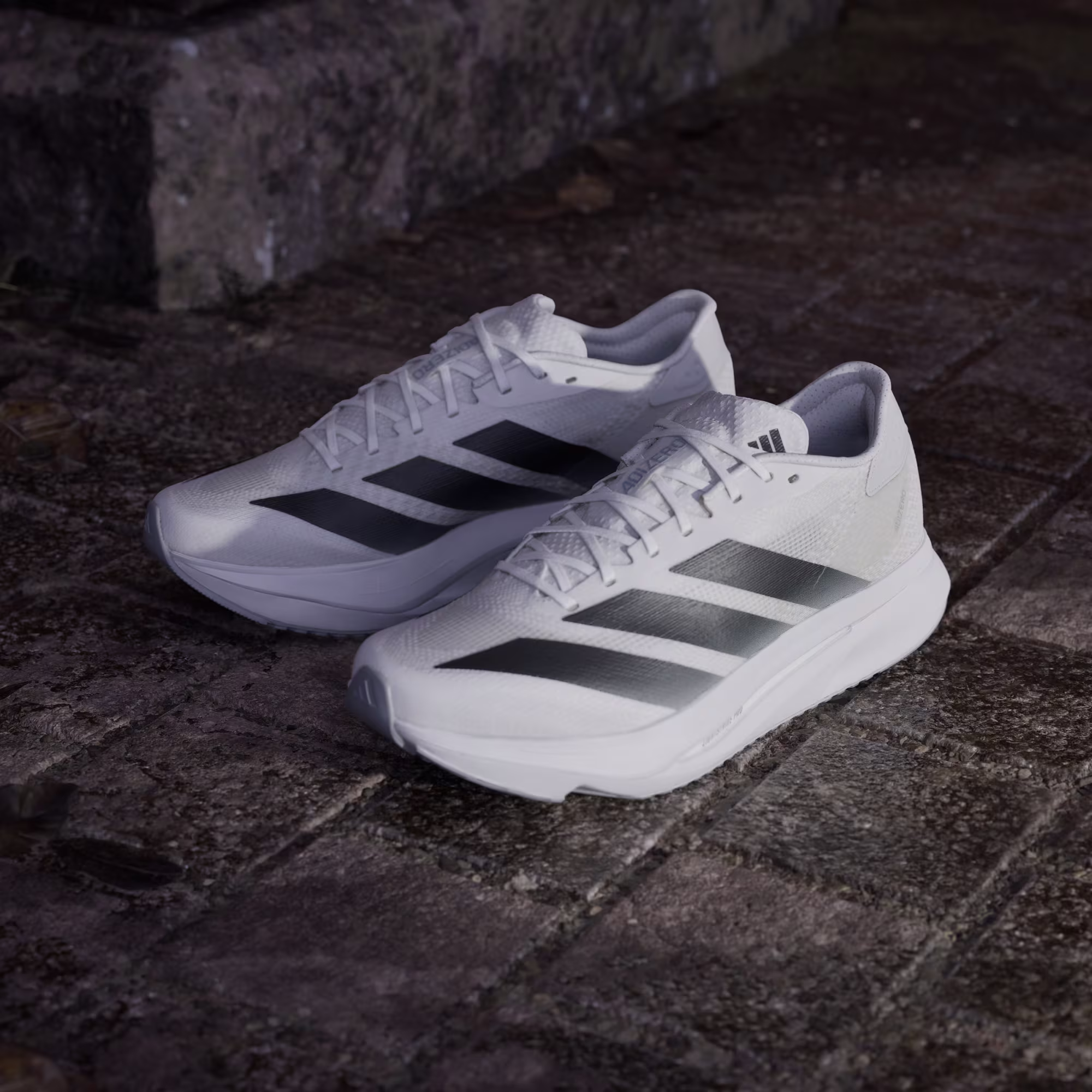 Adidas მამაკაცის სპორტული ფეხსაცმელი