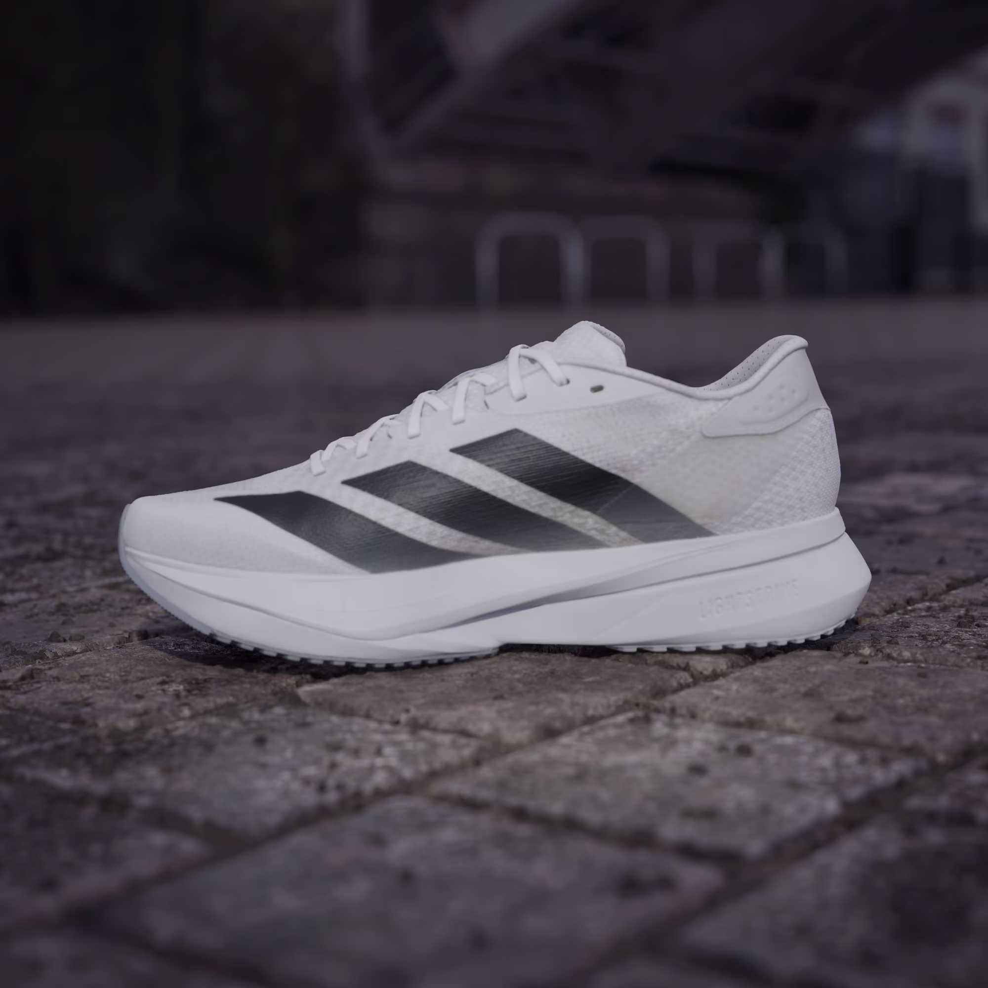 Adidas მამაკაცის სპორტული ფეხსაცმელი