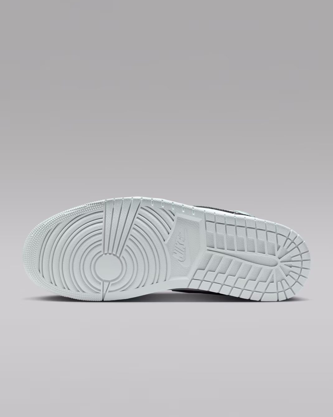 Nike მამაკაცის სპორტული ფეხსაცმელი