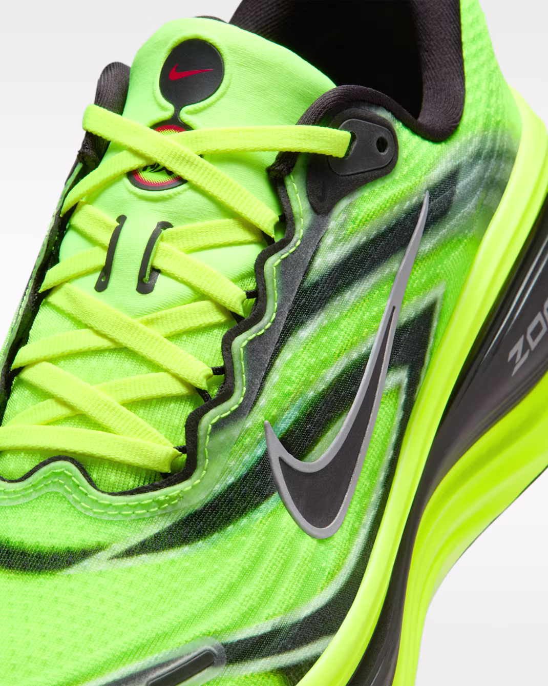 Nike Vomero Plus SE Men's Road Running Shoes