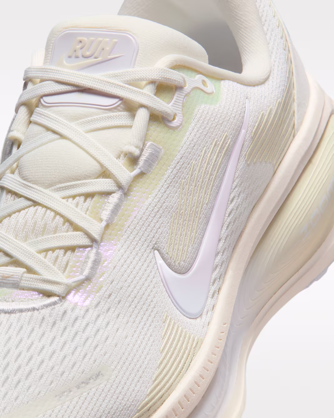 Nike Vomero 18 Women's Road Running Shoes