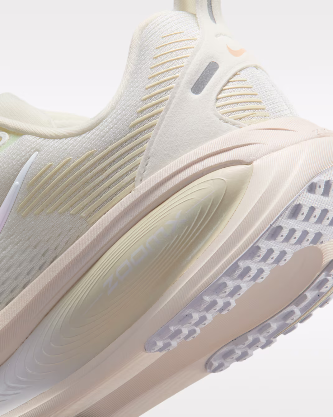 Nike Vomero 18 Women's Road Running Shoes