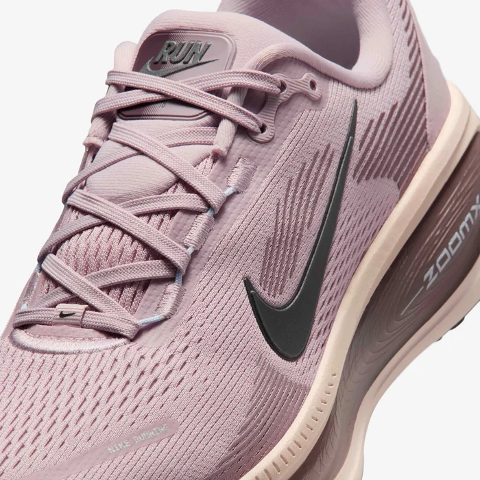 Nike Vomero 18 Women's Road Running Shoes
