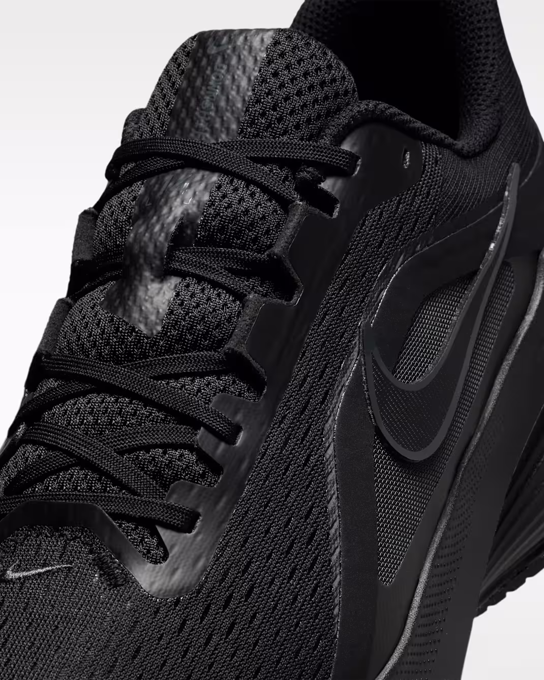 Nike მამაკაცის სპორტული ფეხსაცმელი