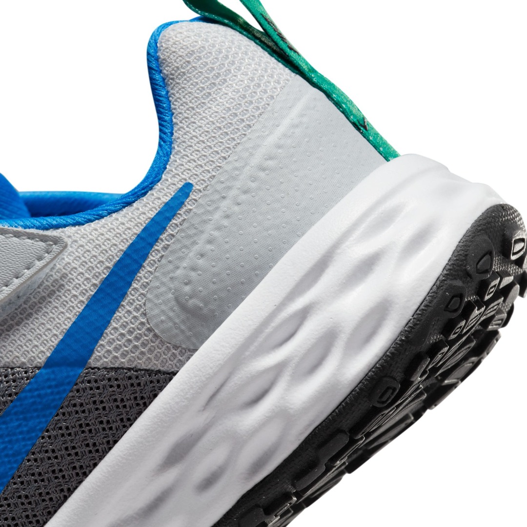 Nike ბავშვის სპორტული ფეხსაცმელი