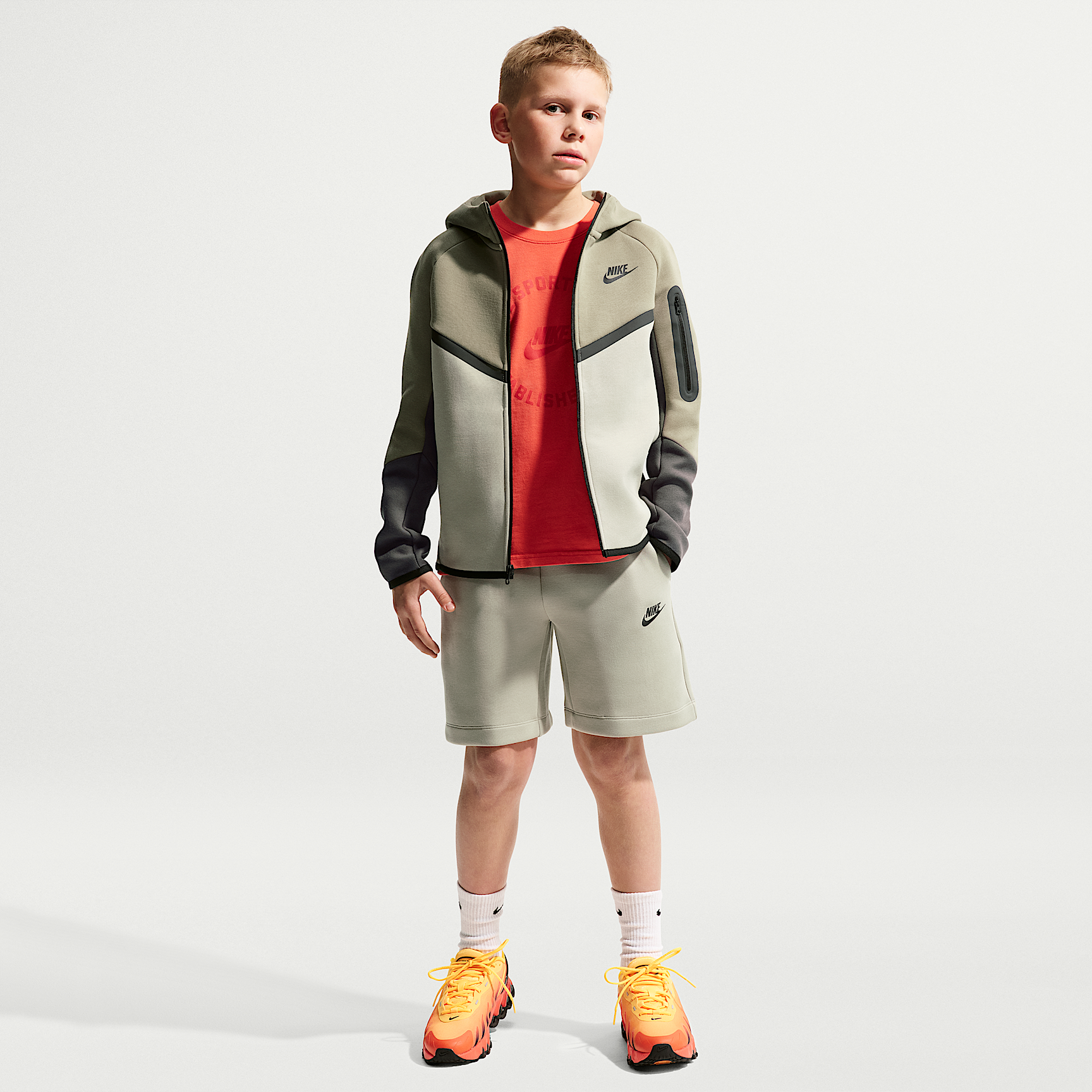 Nike ბავშვის ჯემპრი