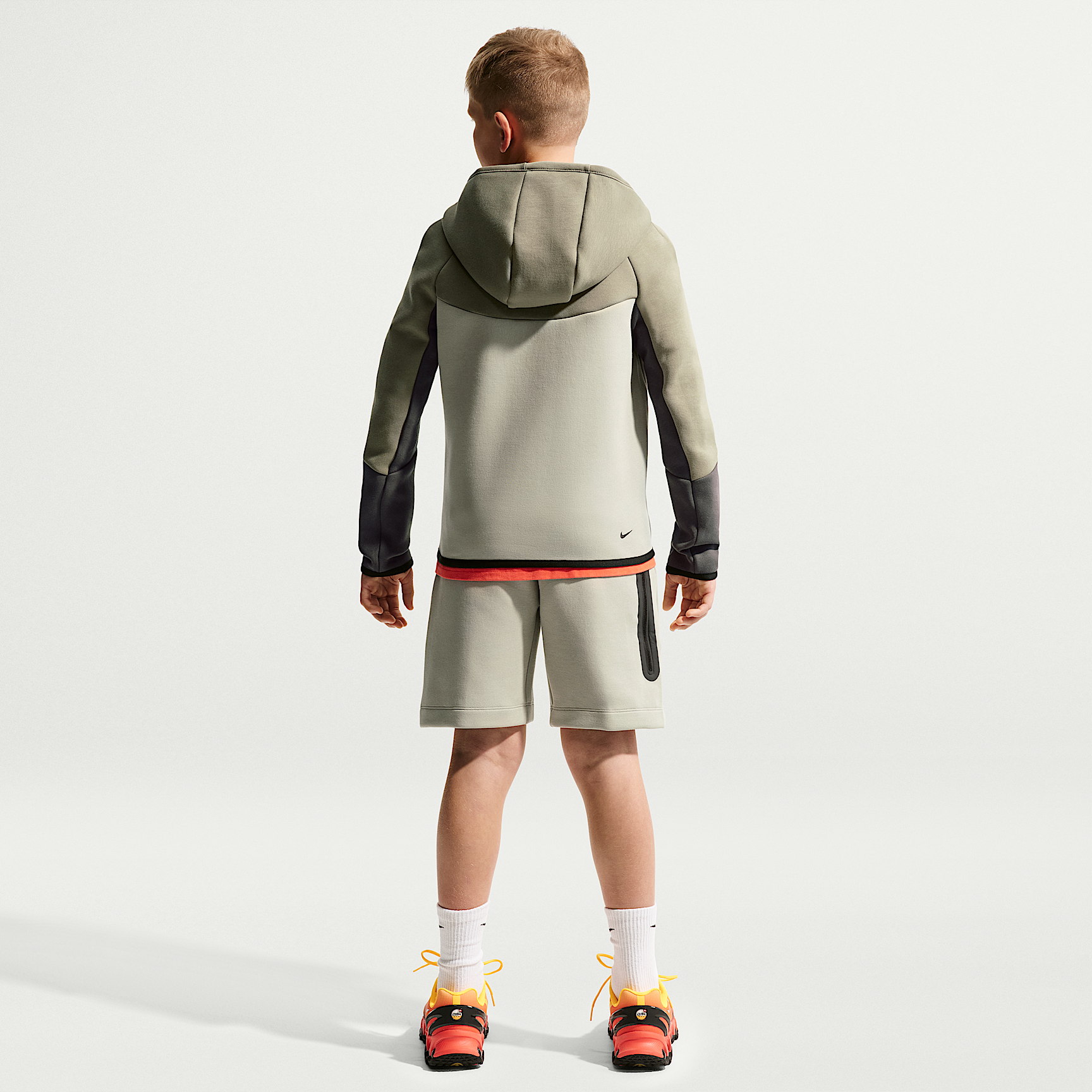 Nike ბავშვის ჯემპრი