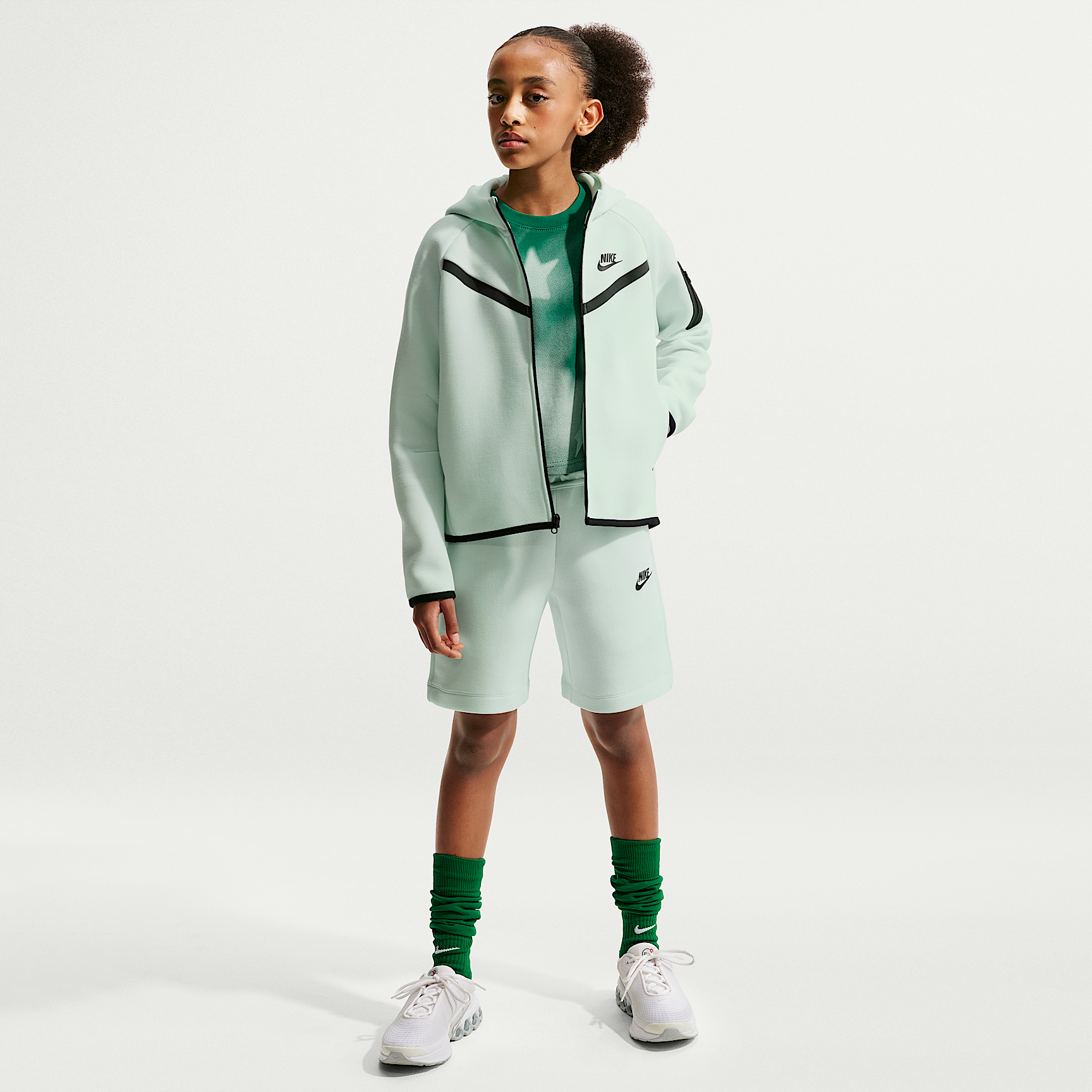 Nike ბავშვის ჯემპრი
