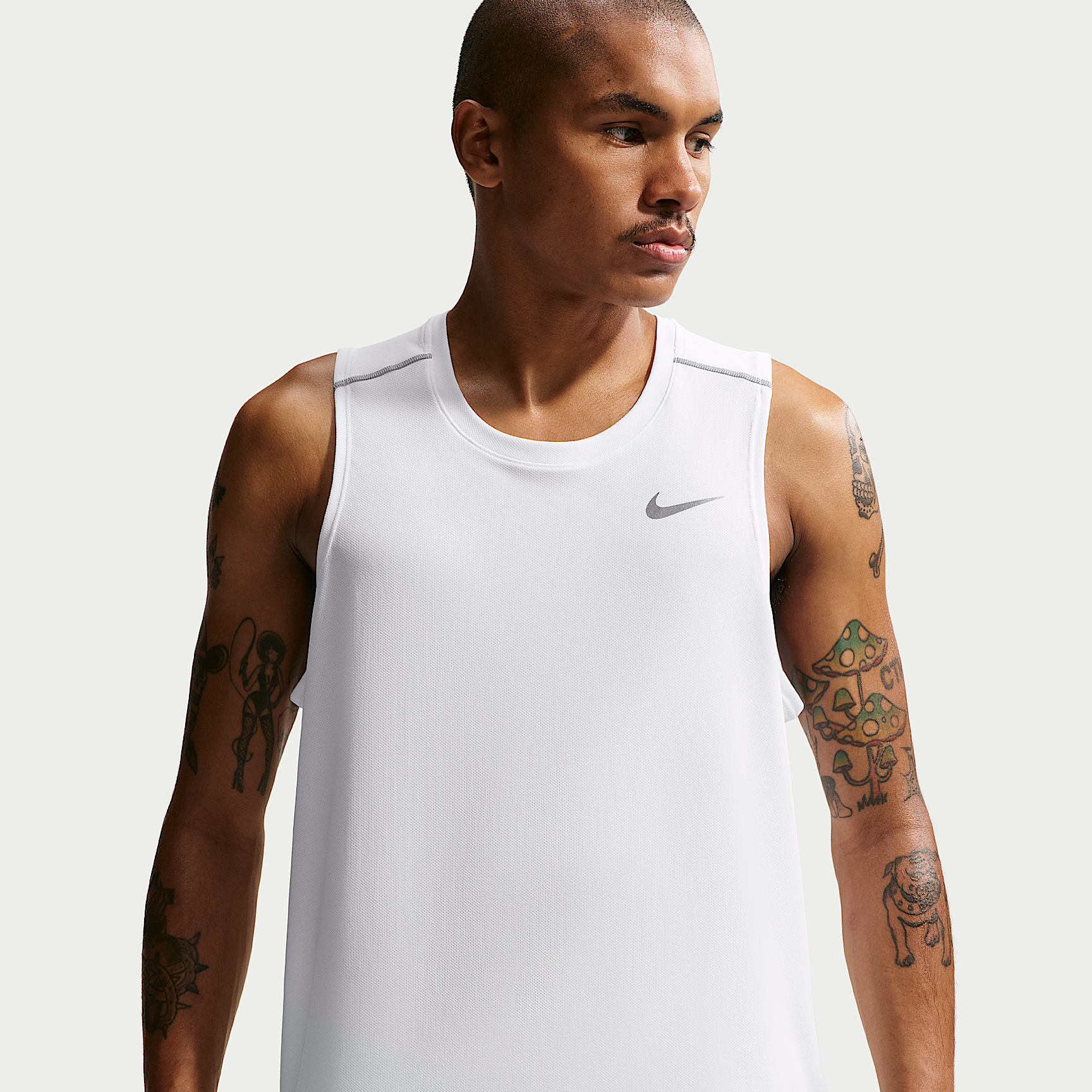 Nike მამაკაცის მაისური