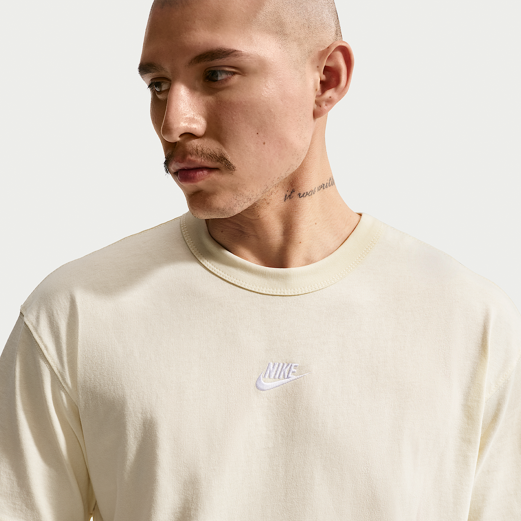 Nike მამაკაცის მაისური