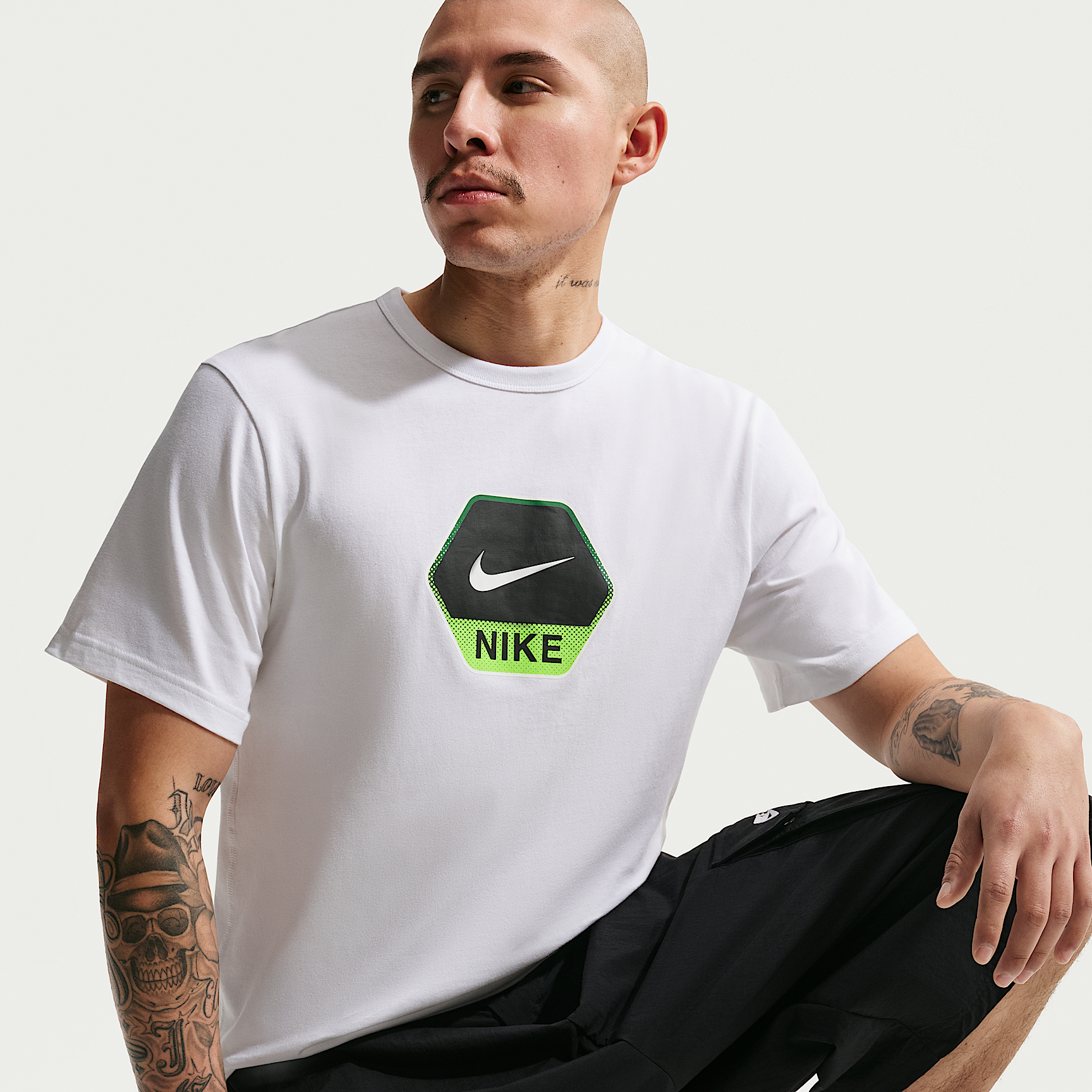 Nike მამაკაცის მაისური