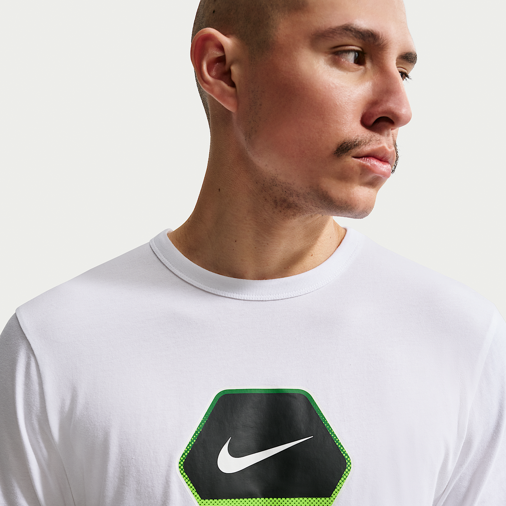 Nike მამაკაცის მაისური