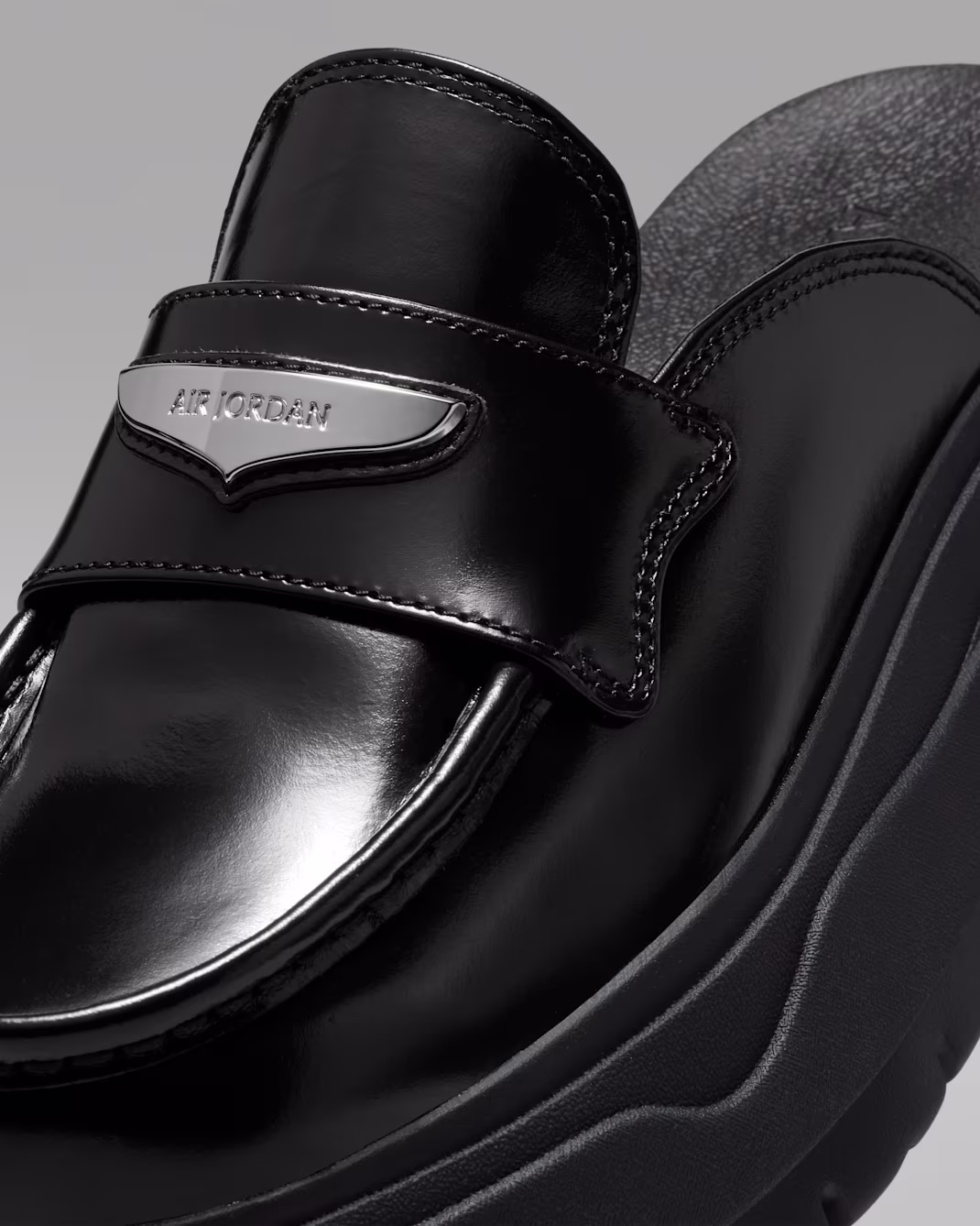 Nike სანდალი ჩუსტი
