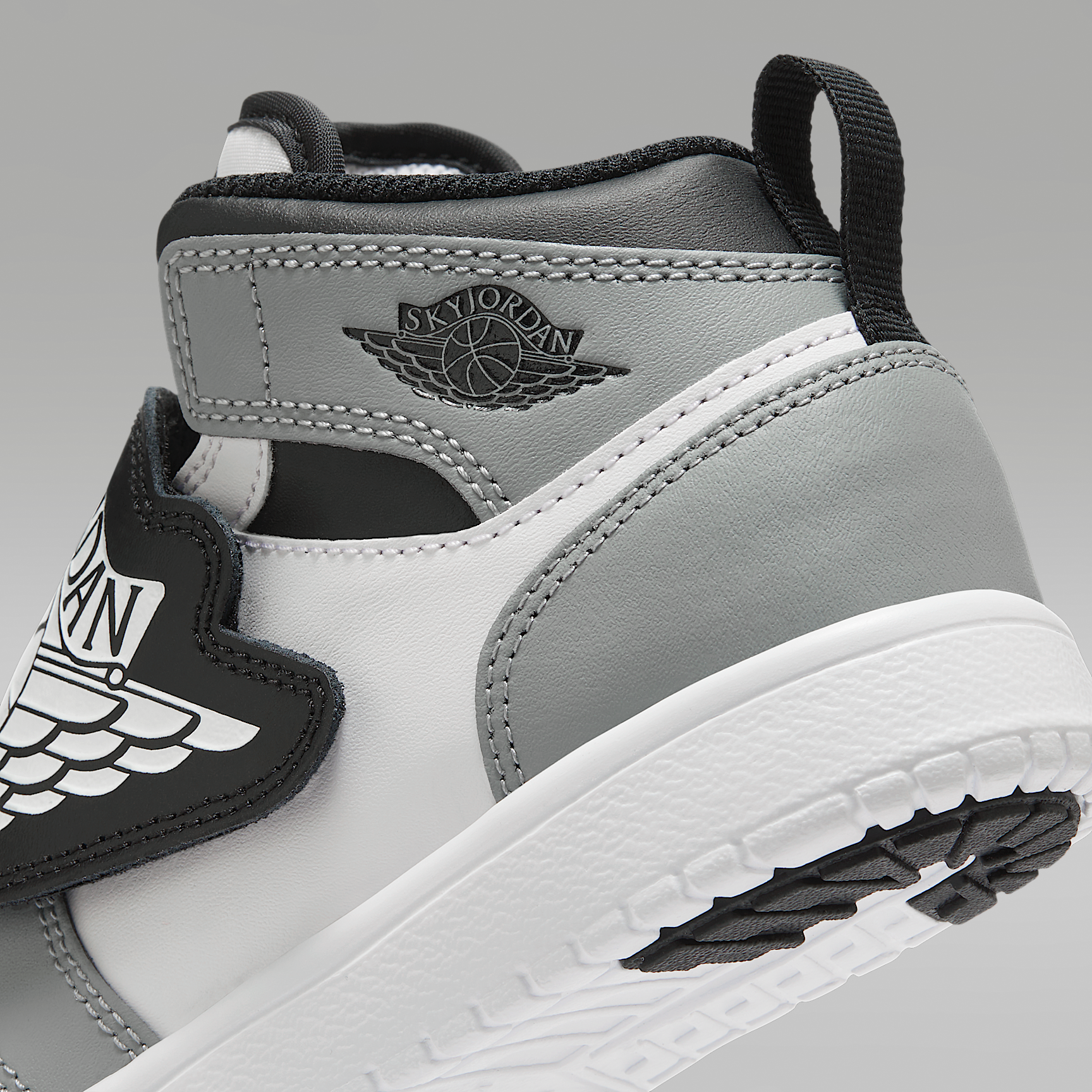 Nike ბავშვის სპორტული ფეხსაცმელი
