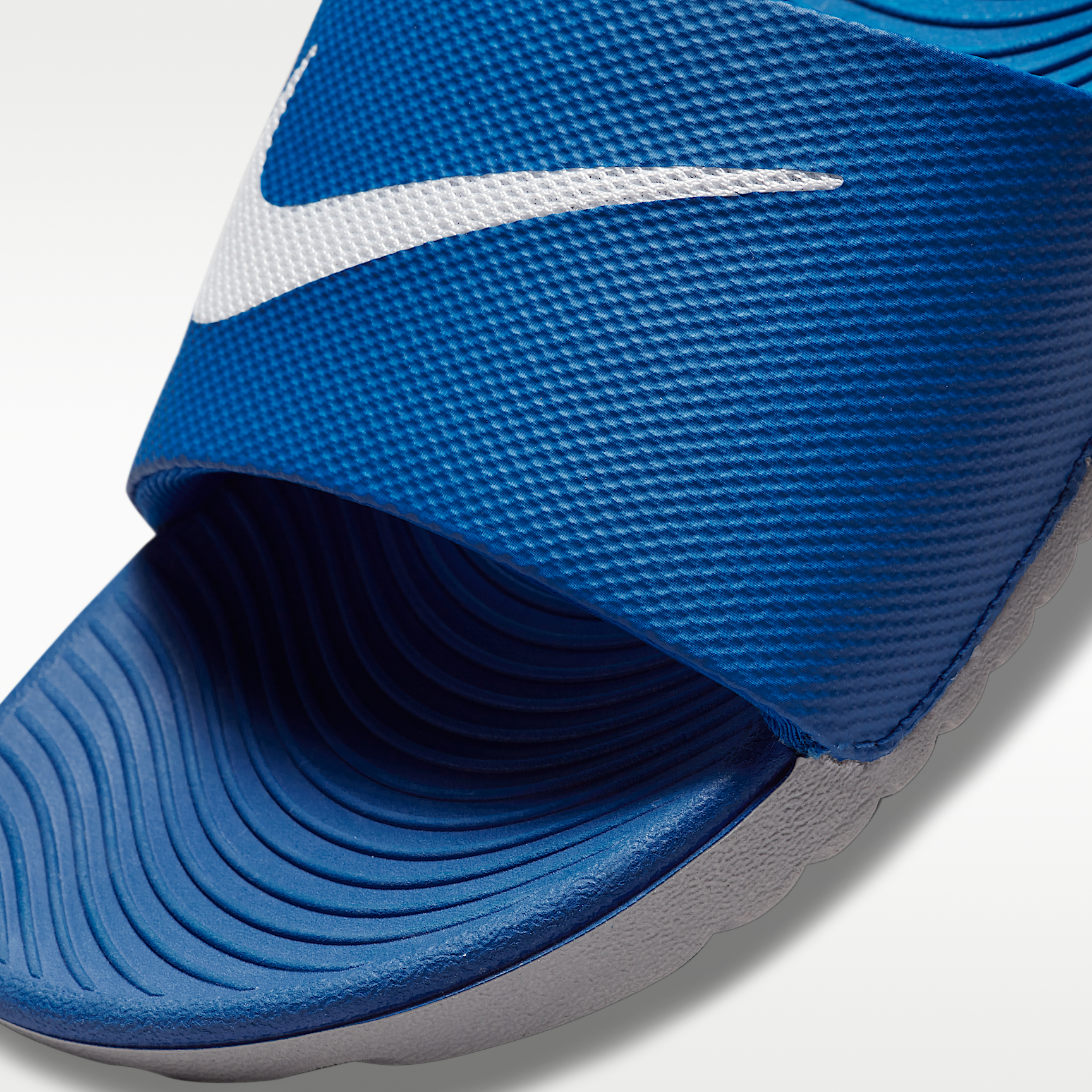 Nike სანდალი ჩუსტი NIKE KAWA SLIDE (GS/PS)