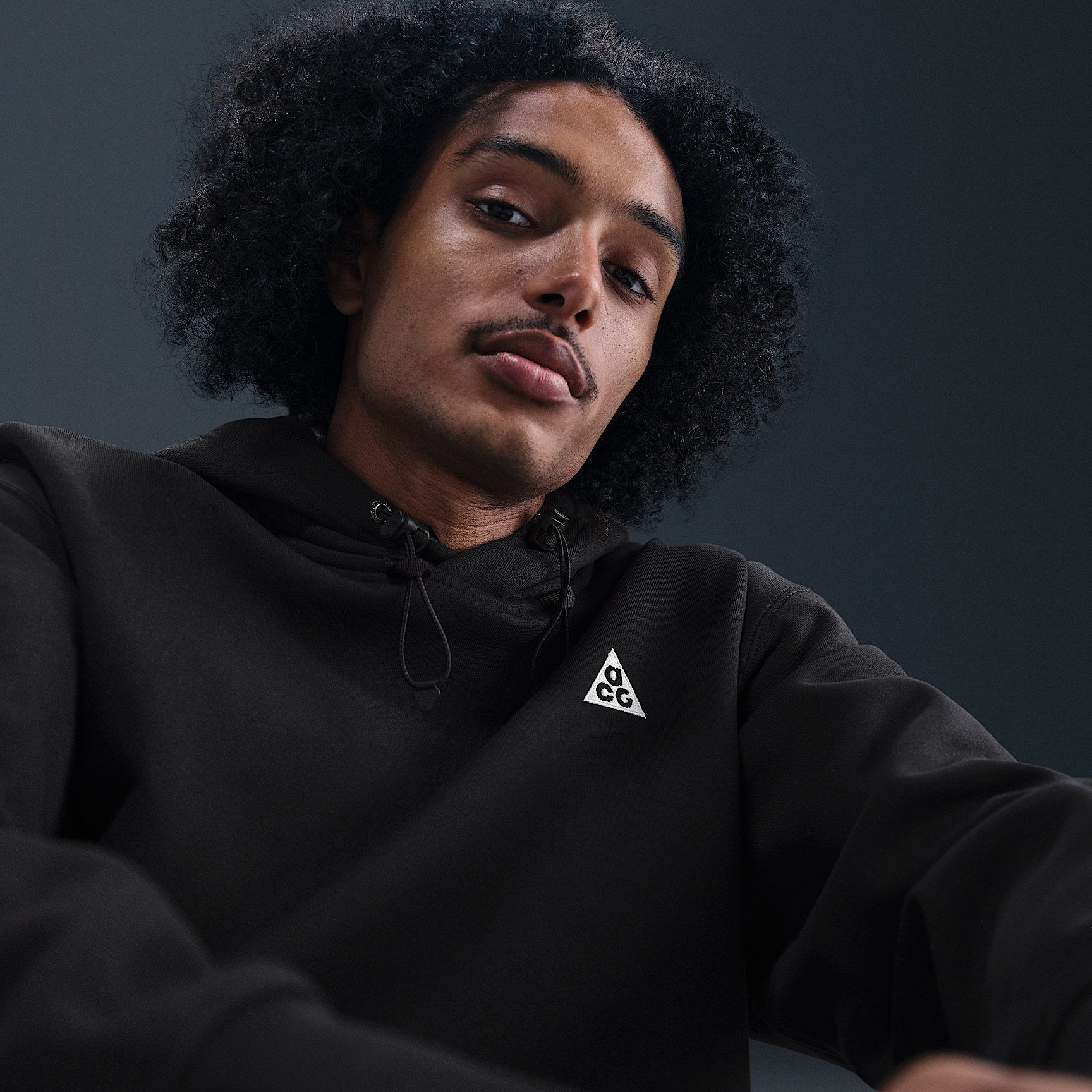 Nike მამაკაცის ჯემპრი