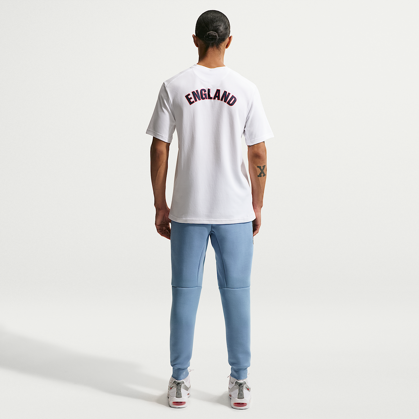 Nike მამაკაცის მაისური