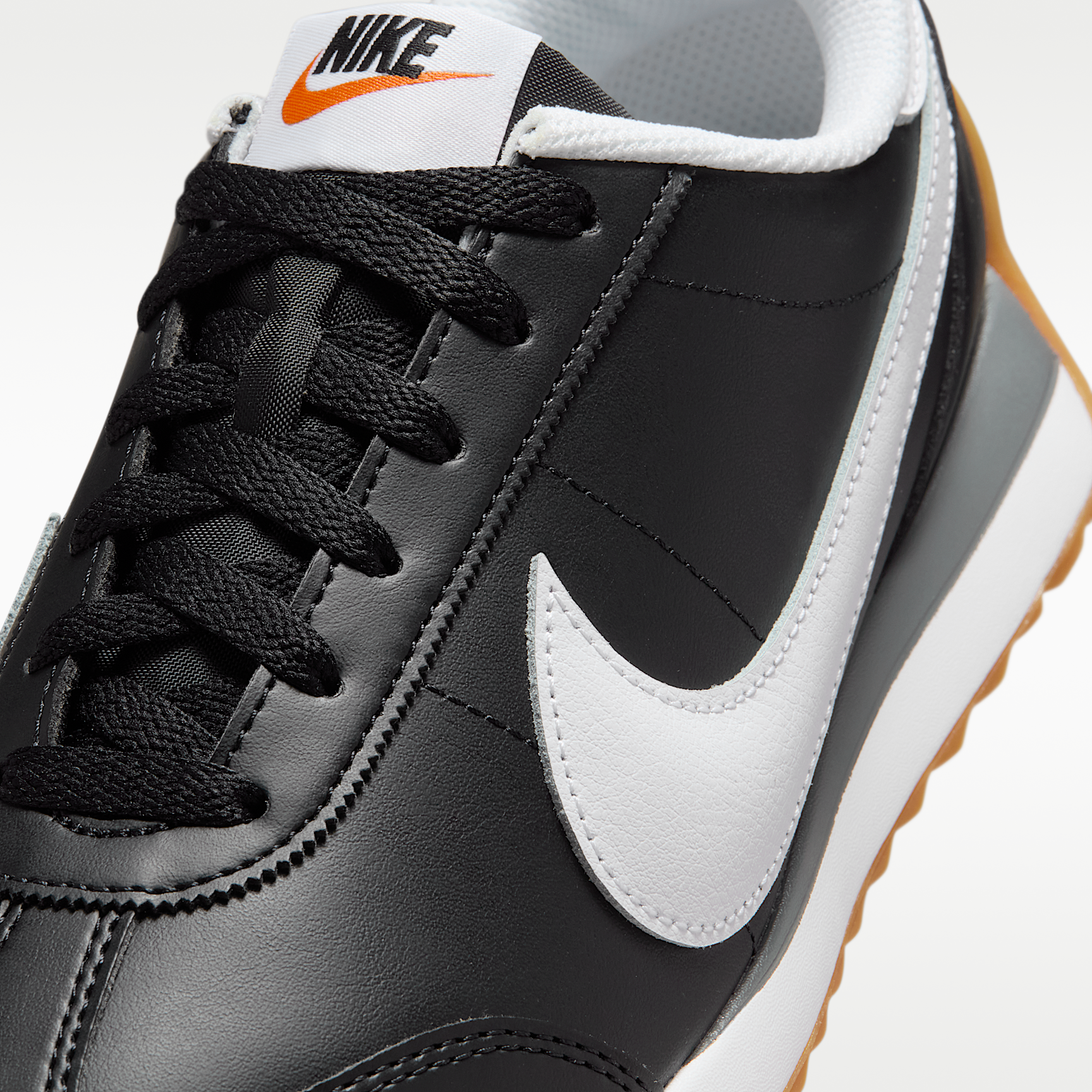 Nike ქალის სპორტული ფეხსაცმელი